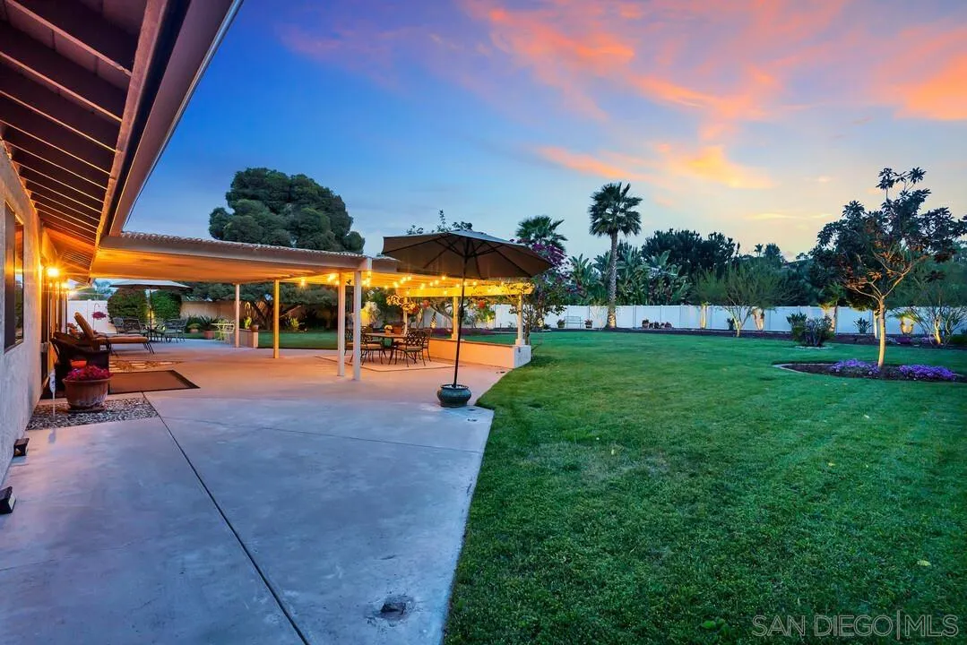 https://cdn.realtyfeed.com/cdn/127/250025517/ad1138599f2d50e42d28b9d84d5daab3.webp