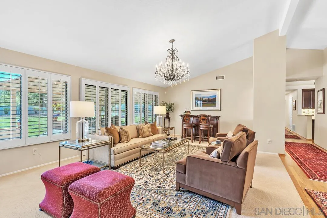 https://cdn.realtyfeed.com/cdn/127/250025517/e5681a034b665983f22774930f977d77.webp