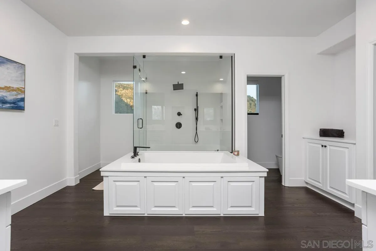 https://cdn.realtyfeed.com/cdn/127/250025526/3a4a38d48790acbf09e08132c6218395.webp