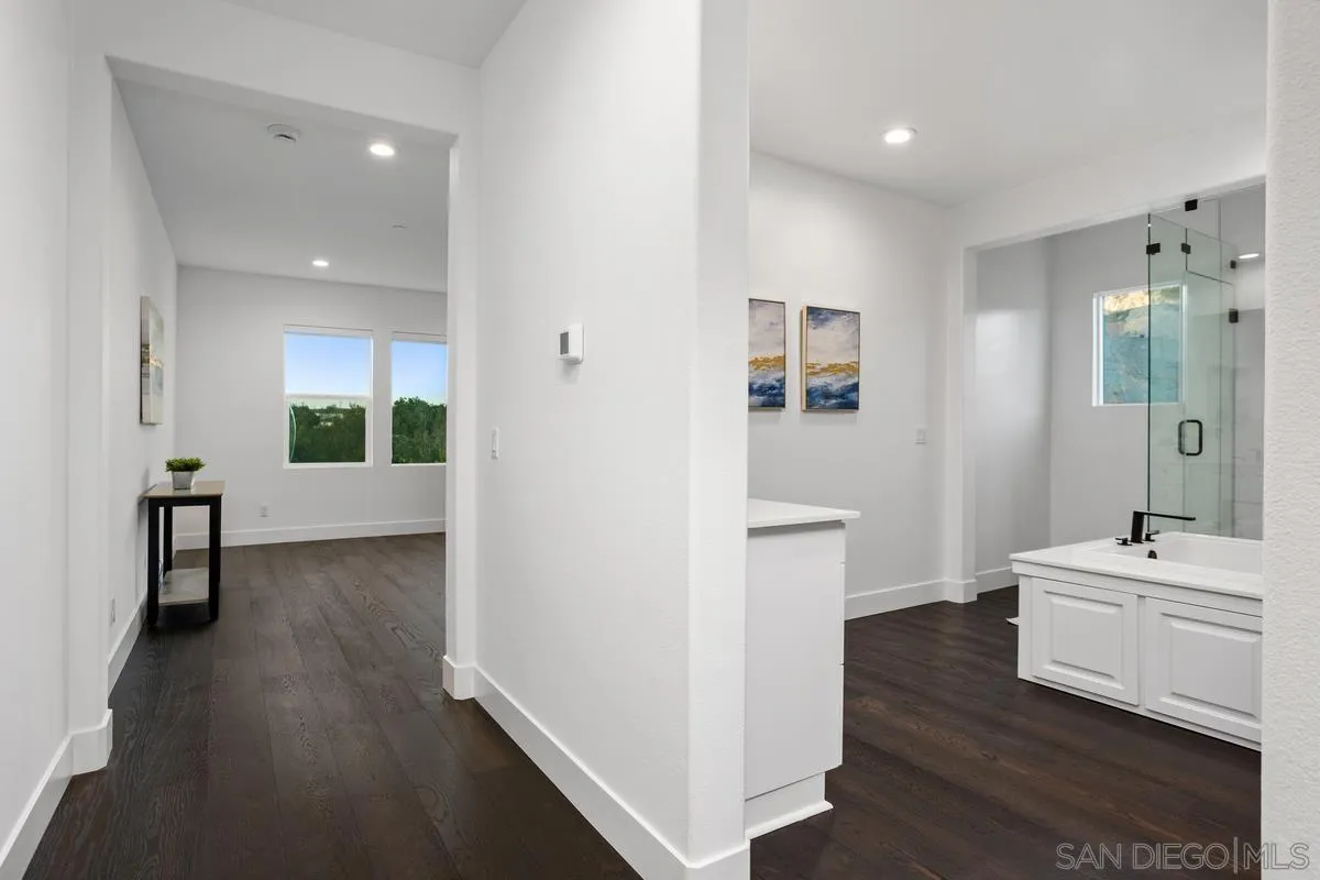 https://cdn.realtyfeed.com/cdn/127/250025526/b763b8f2780678b825910a10486bf52c.webp