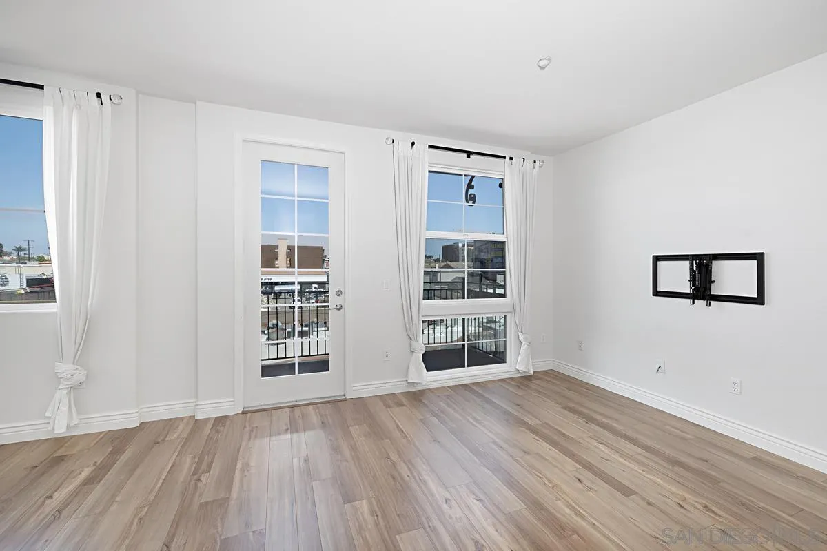 Photo #13: 250025552 Listing: Photo #13