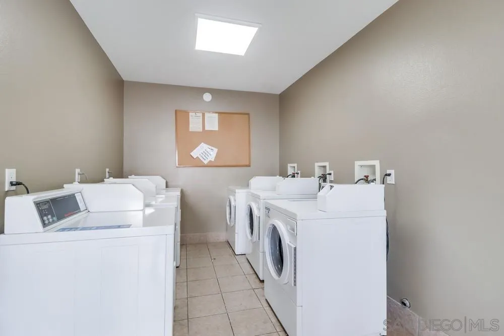 Photo #12: 250025554 Listing: Photo #12