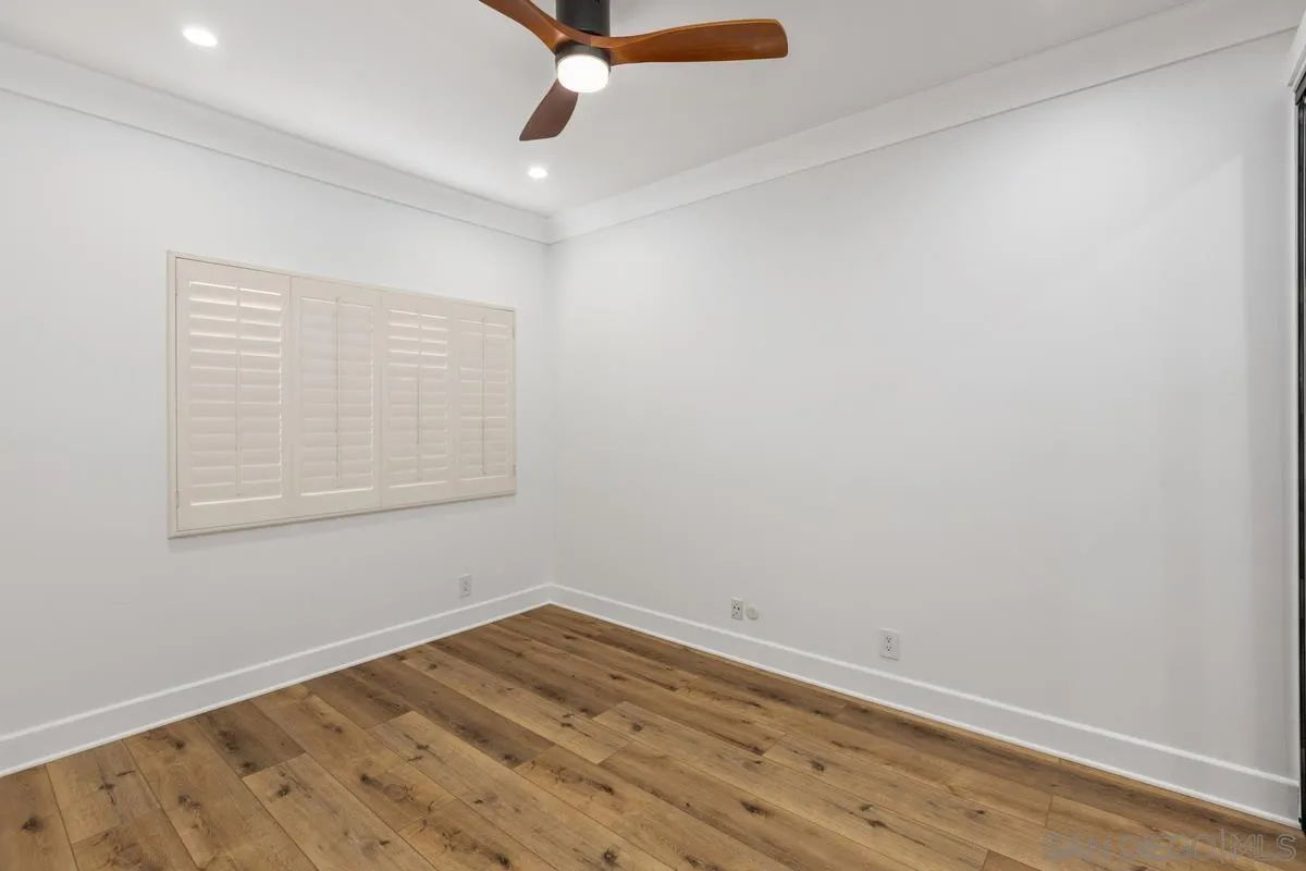 https://cdn.realtyfeed.com/cdn/127/250025610/21a43982cb4e666d25ae843471b97d93.webp