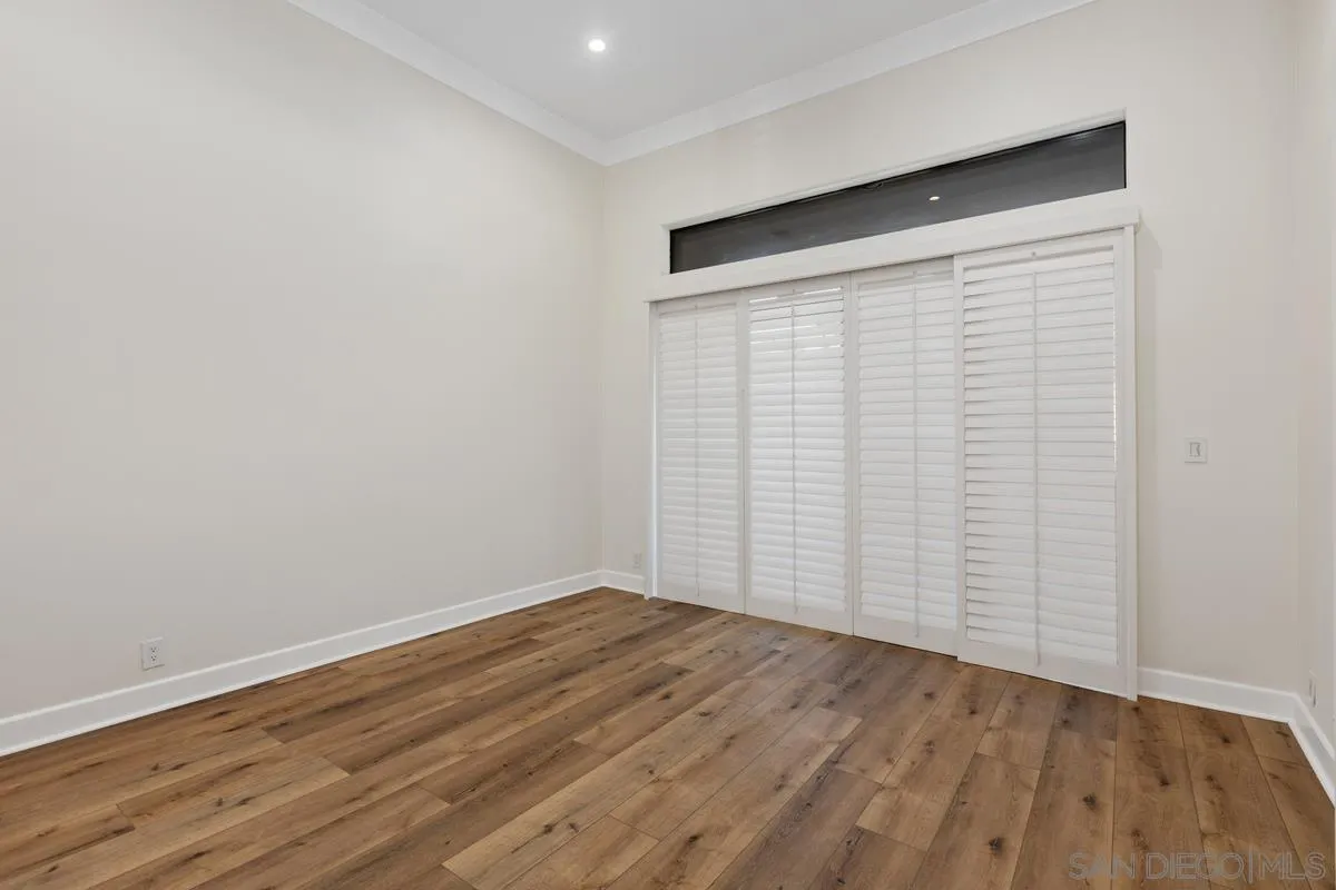 Photo #6: 250025610 Listing 