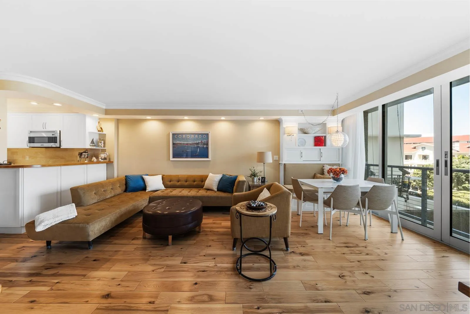 Photo #2: 250025666 Listing 