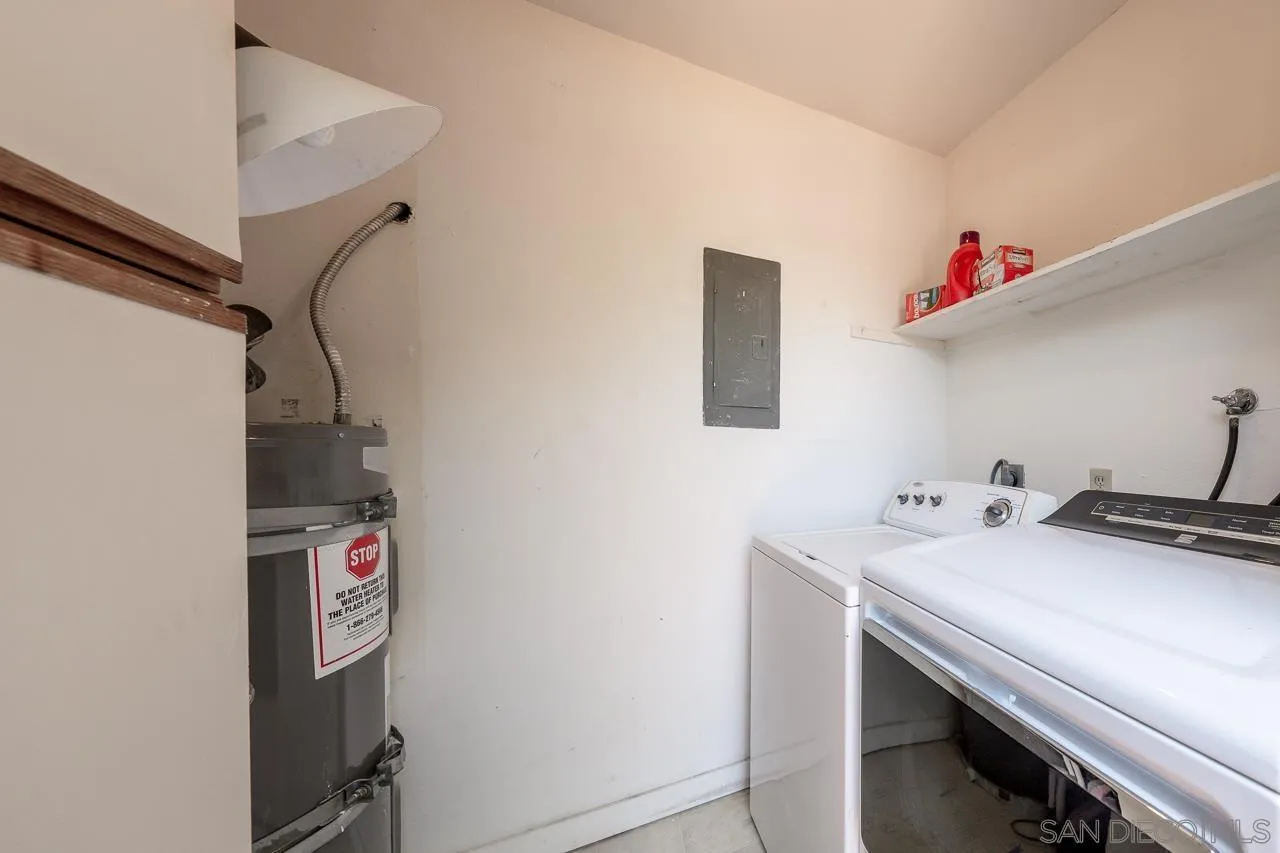 https://cdn.realtyfeed.com/cdn/127/250025669/4b0e889030f7cebf2ea7cf45e658d8b7.webp