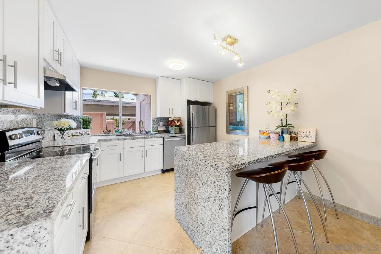 https://cdn.realtyfeed.com/cdn/127/250025669/9938d7abe1d5f76e5a22a61d9aad0878.webp