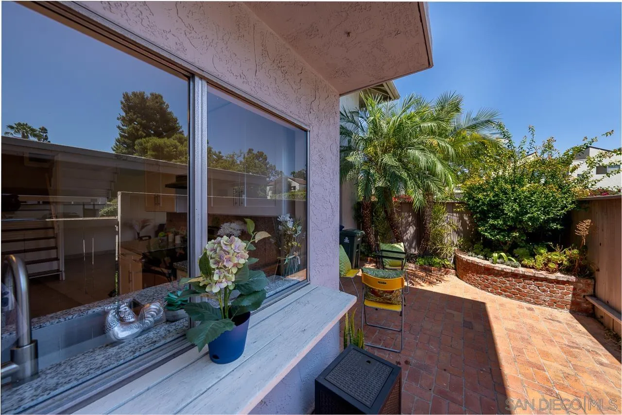 https://cdn.realtyfeed.com/cdn/127/250025669/d4df5e4dfb96cf8dfe6e2e23c78fa710.webp
