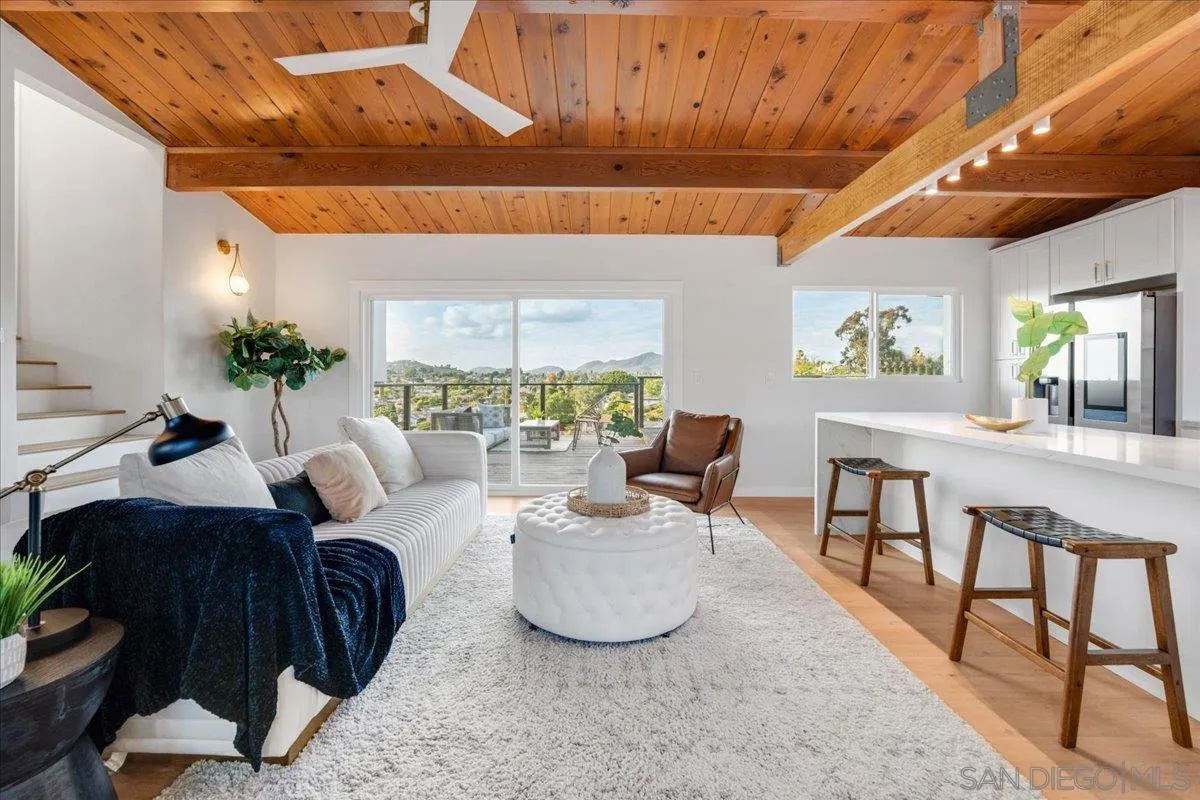 https://cdn.realtyfeed.com/cdn/127/250025681/0e096eeaf4b6fe292f377a348f3f1820.webp