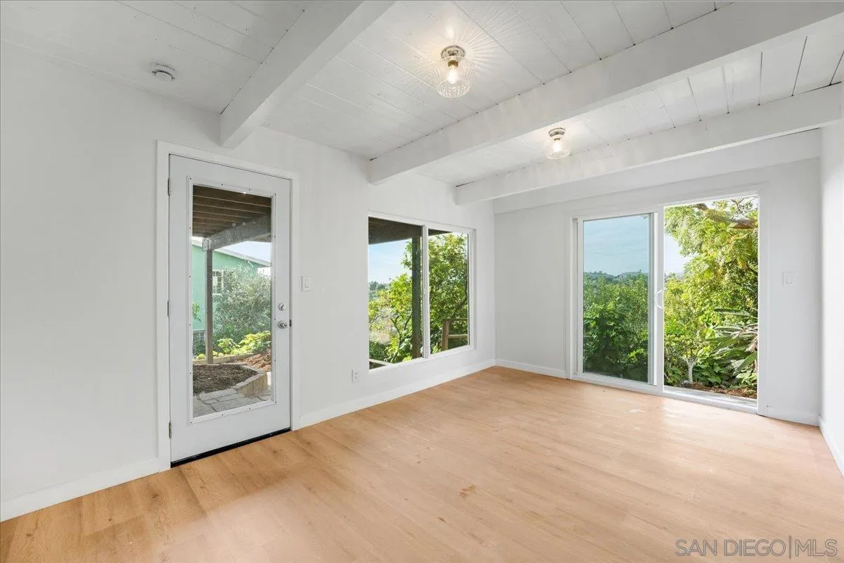 https://cdn.realtyfeed.com/cdn/127/250025681/1d4b91ec4870e4b73bdb3f684f862209.webp