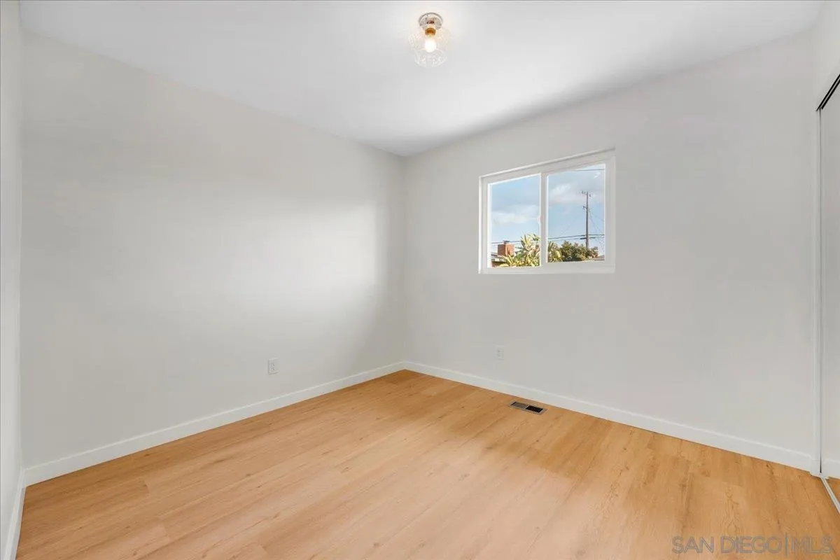 https://cdn.realtyfeed.com/cdn/127/250025681/1de44e69224e897b397ea059cc477047.webp
