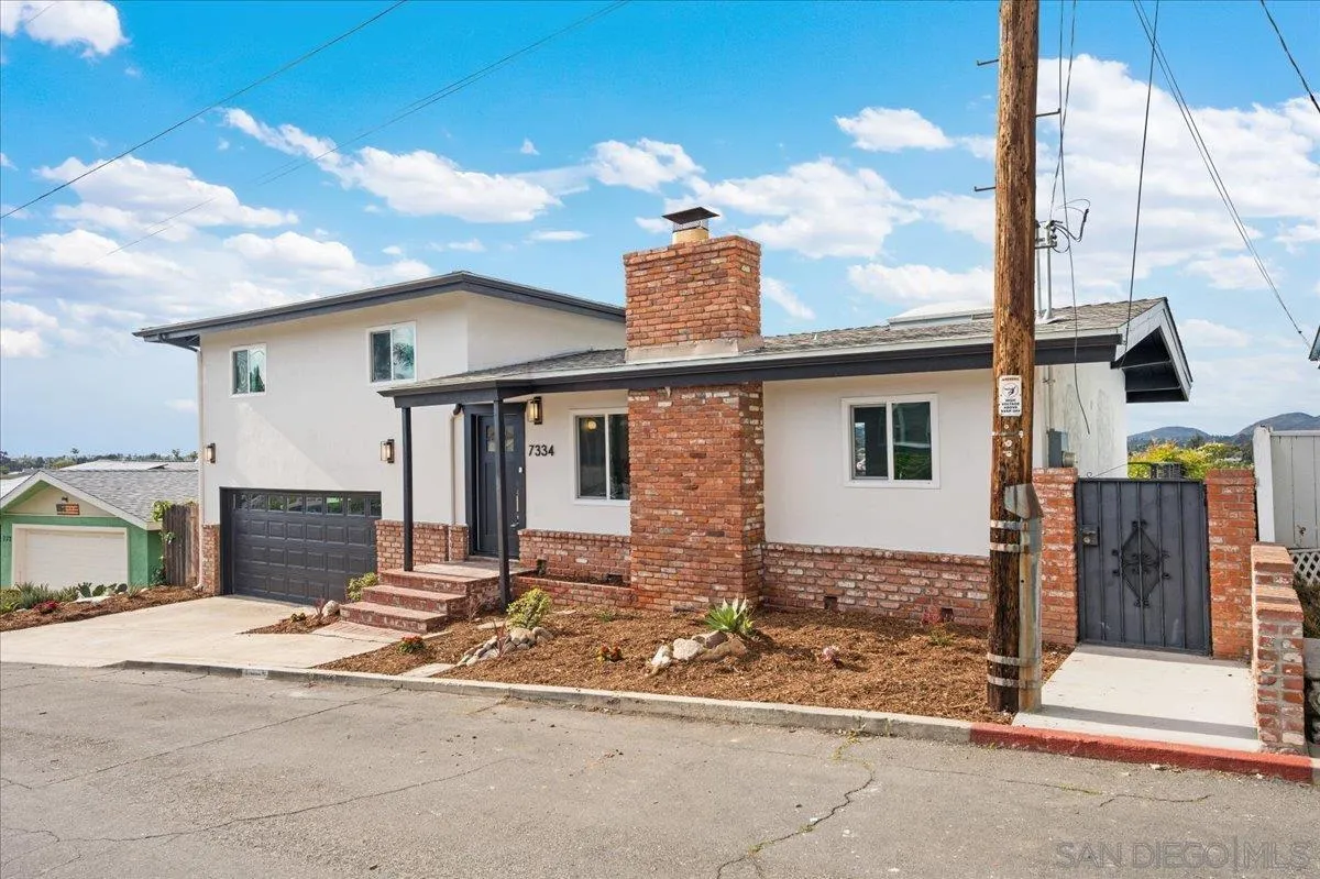https://cdn.realtyfeed.com/cdn/127/250025681/9f29a00f6f1676118704f97ddcf7c5ea.webp