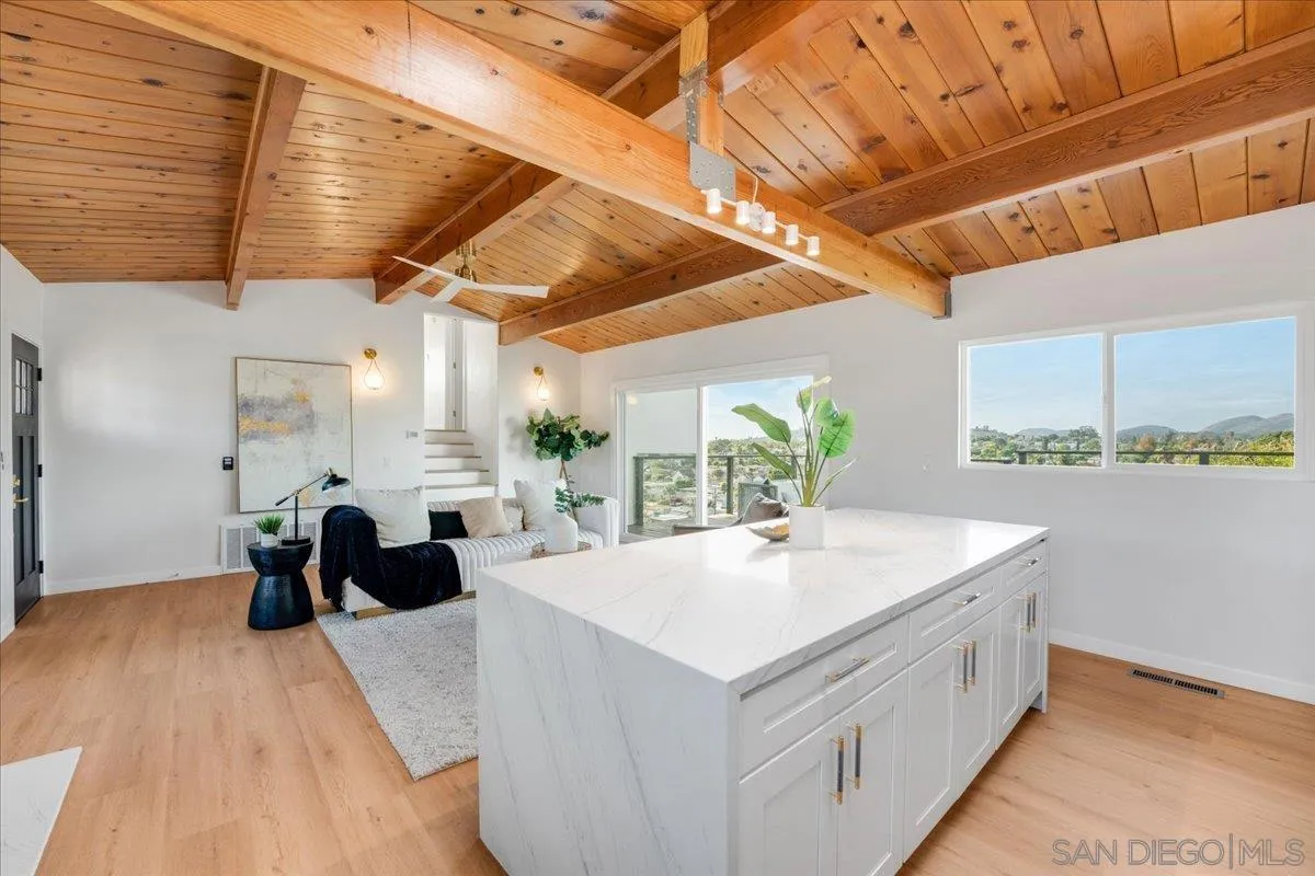 https://cdn.realtyfeed.com/cdn/127/250025681/9fc7eb4f0afc2883e5c0f748bfc3bff5.webp