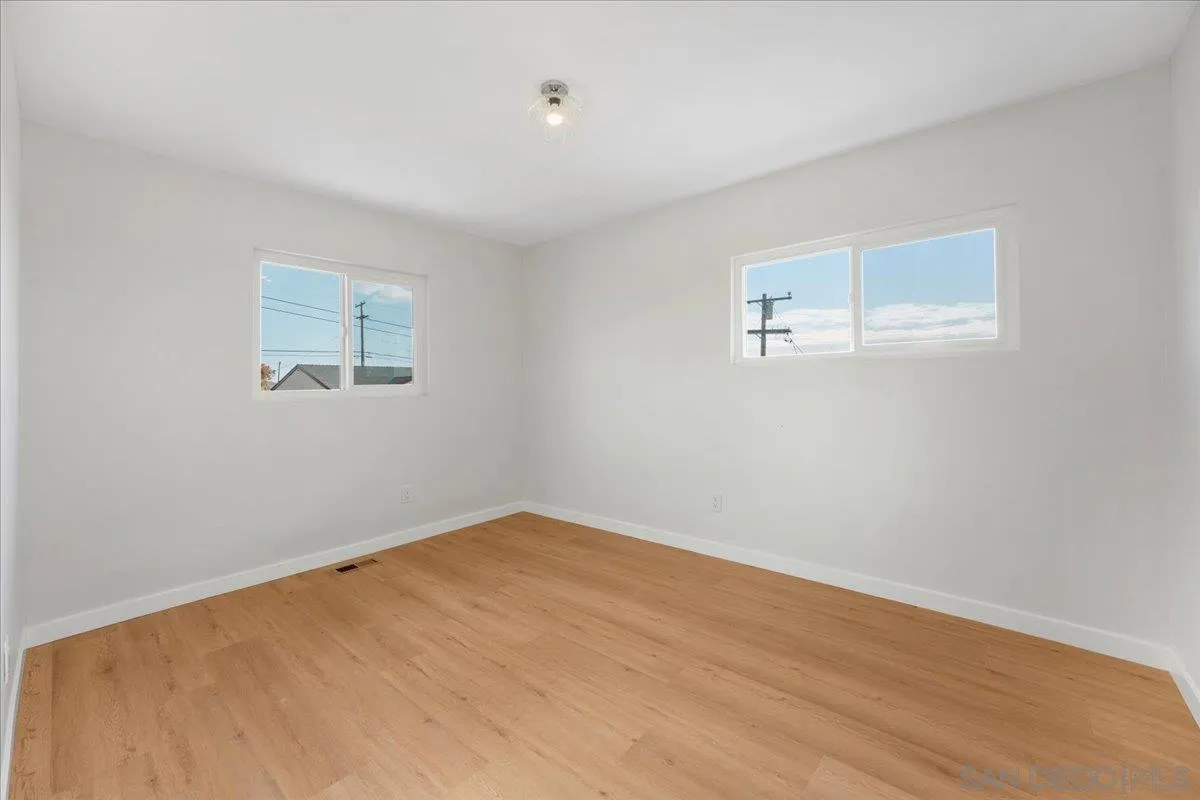 https://cdn.realtyfeed.com/cdn/127/250025681/c09f91089840e36247389144ff6802b7.webp