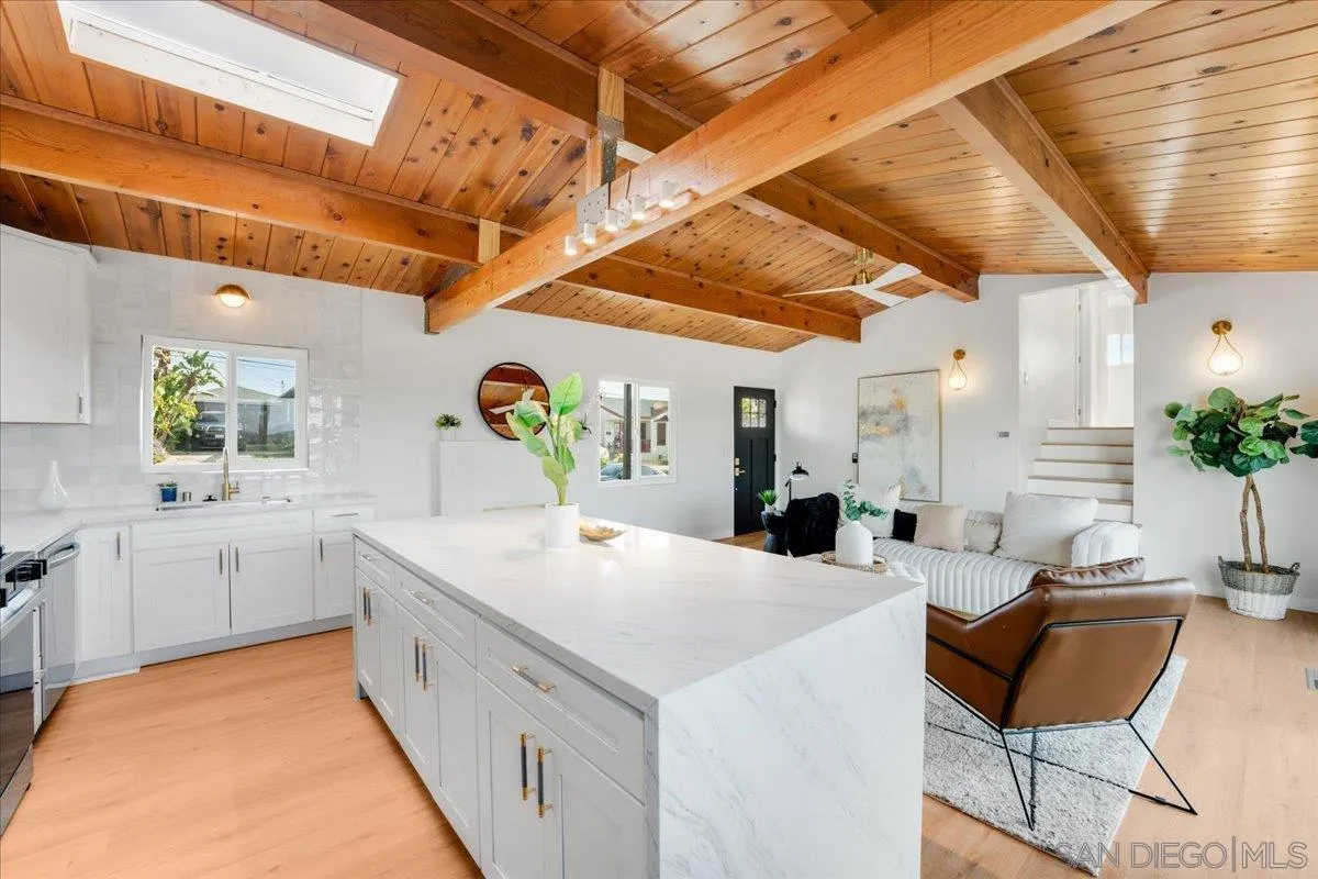 https://cdn.realtyfeed.com/cdn/127/250025681/e32f5f96c5fff9e195f448ed11dd1a40.webp