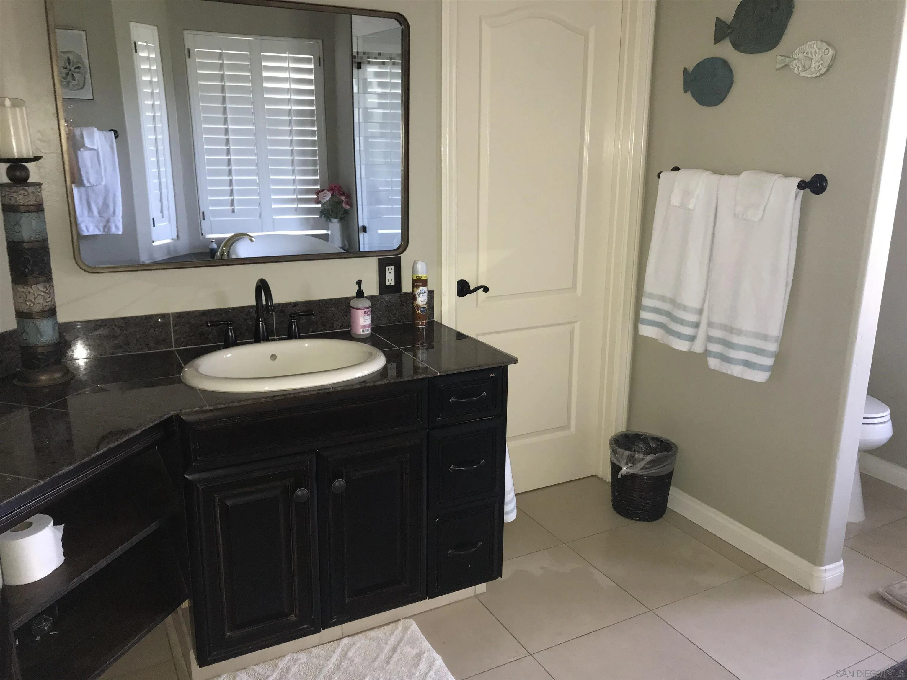https://cdn.realtyfeed.com/cdn/127/250025729/2f5aa4ffecb020b0fbec3aadddd0b5cb.webp