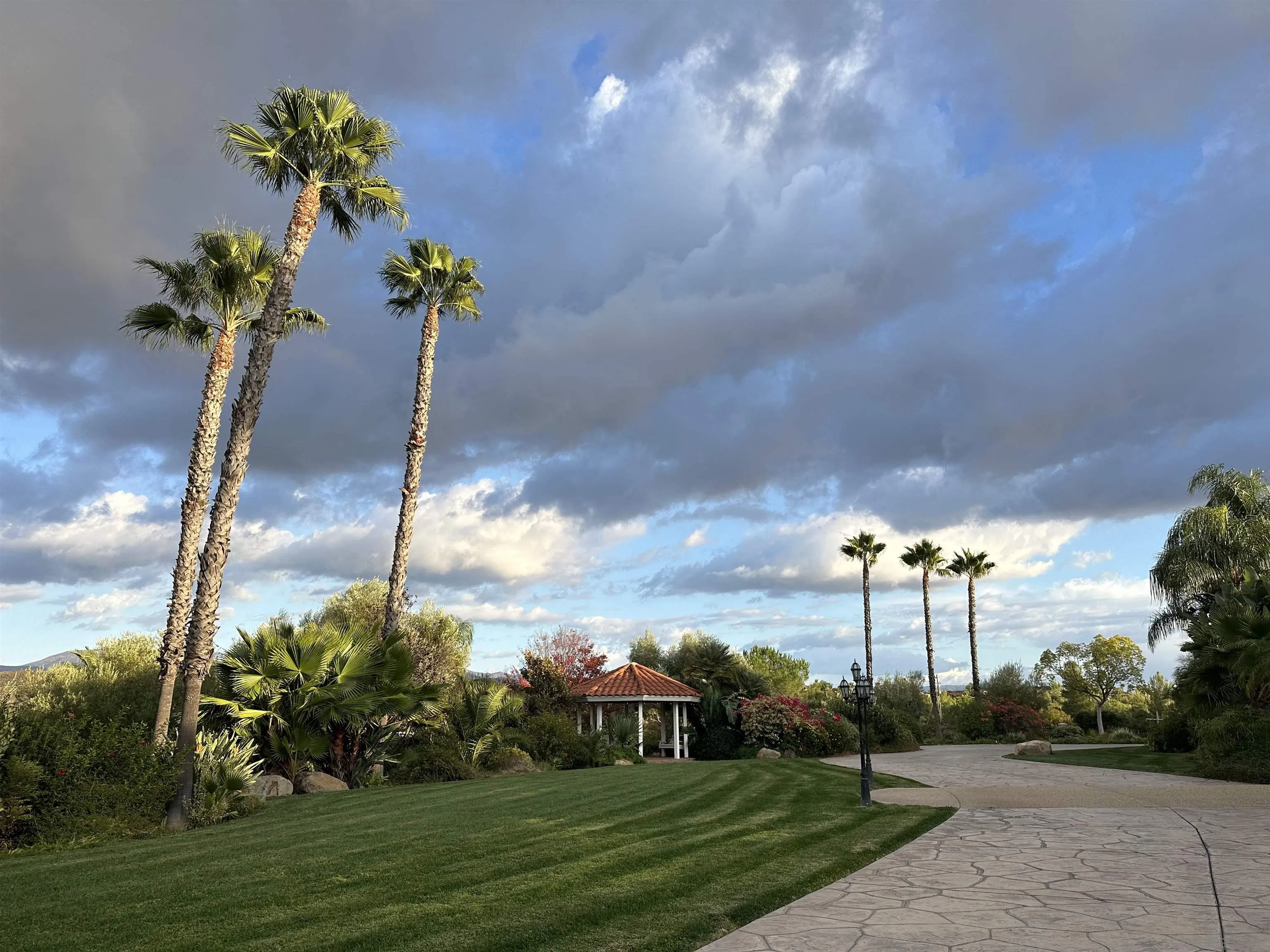 https://cdn.realtyfeed.com/cdn/127/250025729/7a87aa2518c48cf582ebc26fcec22f8c.webp