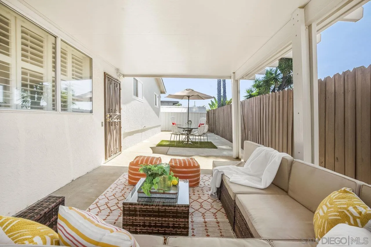 https://cdn.realtyfeed.com/cdn/127/250025765/59bbb30431eb8e10f18b0ffb2c39b4cc.webp