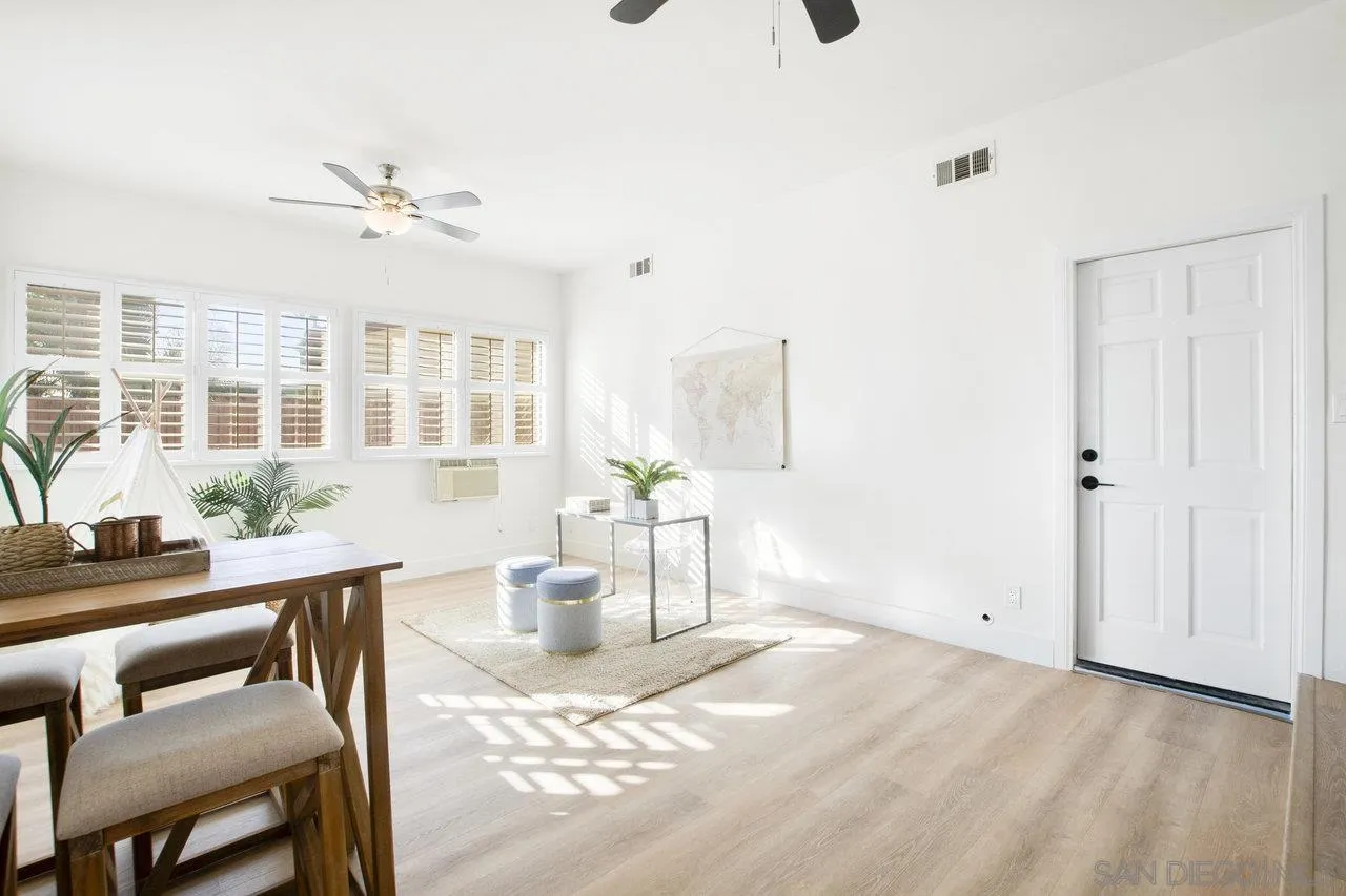 https://cdn.realtyfeed.com/cdn/127/250025765/fbab3b5c93a30be366185e2c77878049.webp