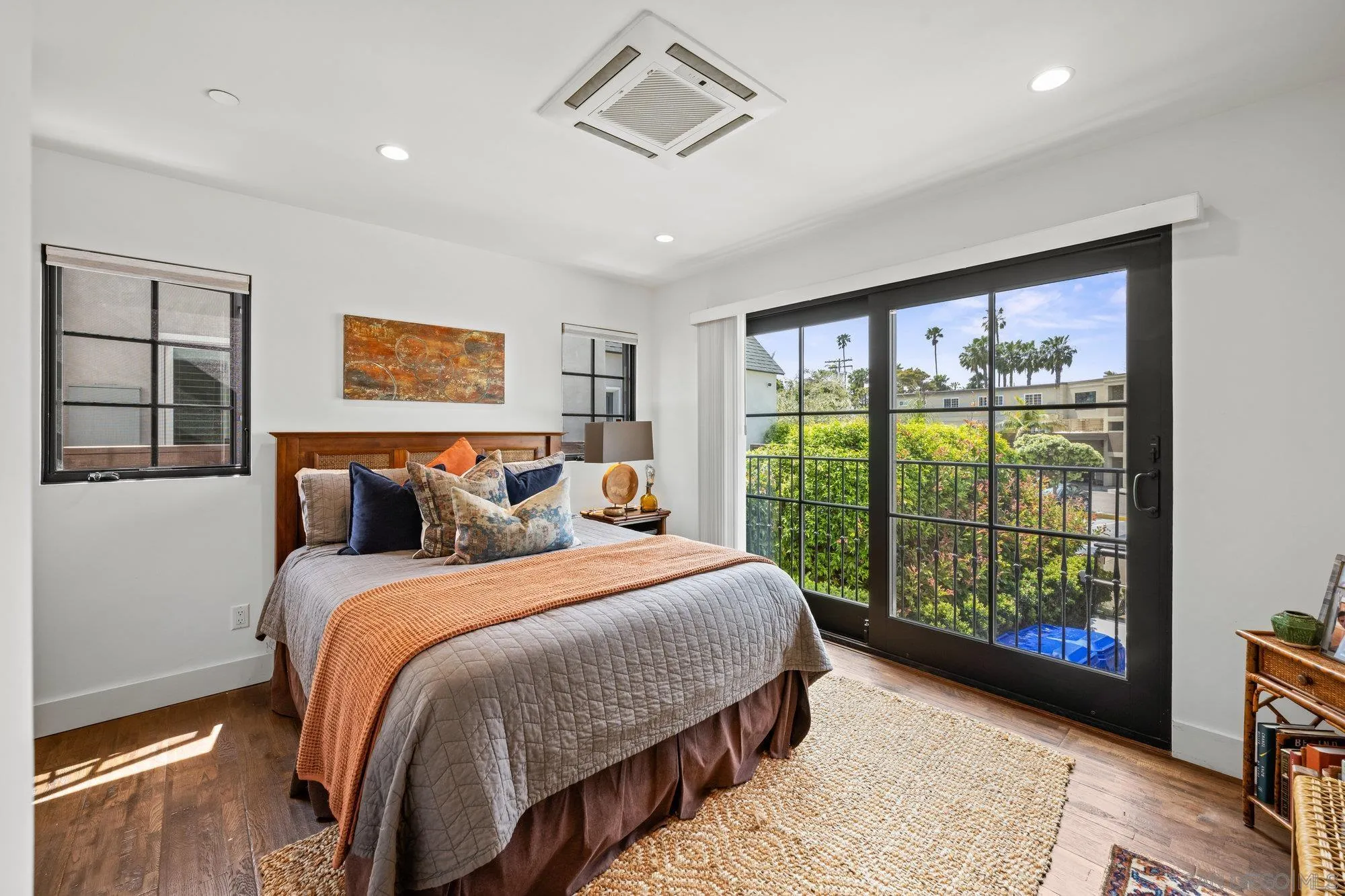 https://cdn.realtyfeed.com/cdn/127/250025767/133d33f13621330e3d22c766183280ea.webp