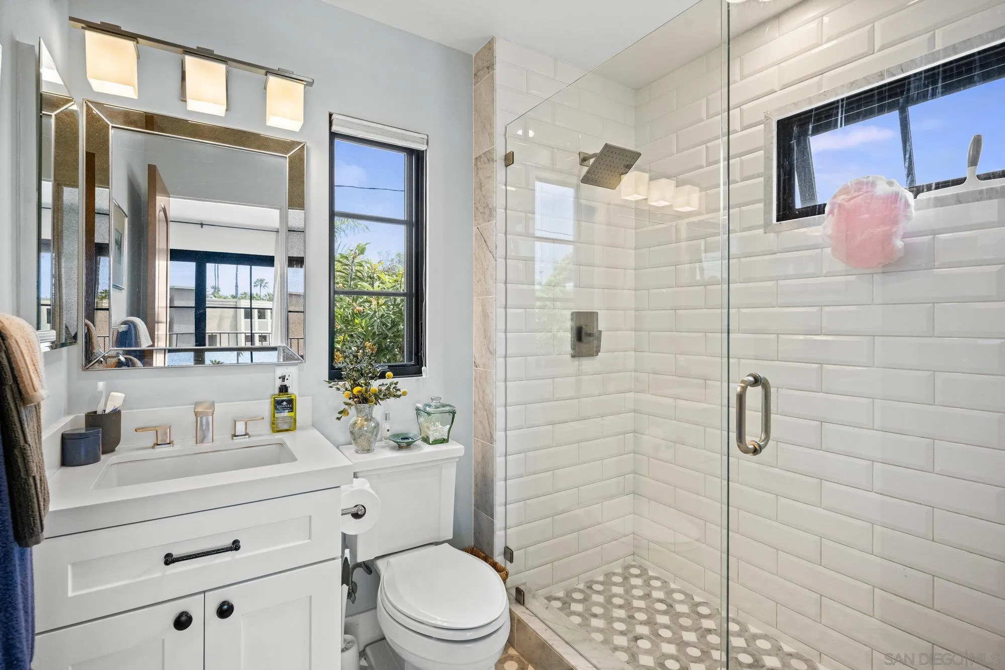 https://cdn.realtyfeed.com/cdn/127/250025767/ced6469ad9178ecaf6e9289b8439f6ba.webp