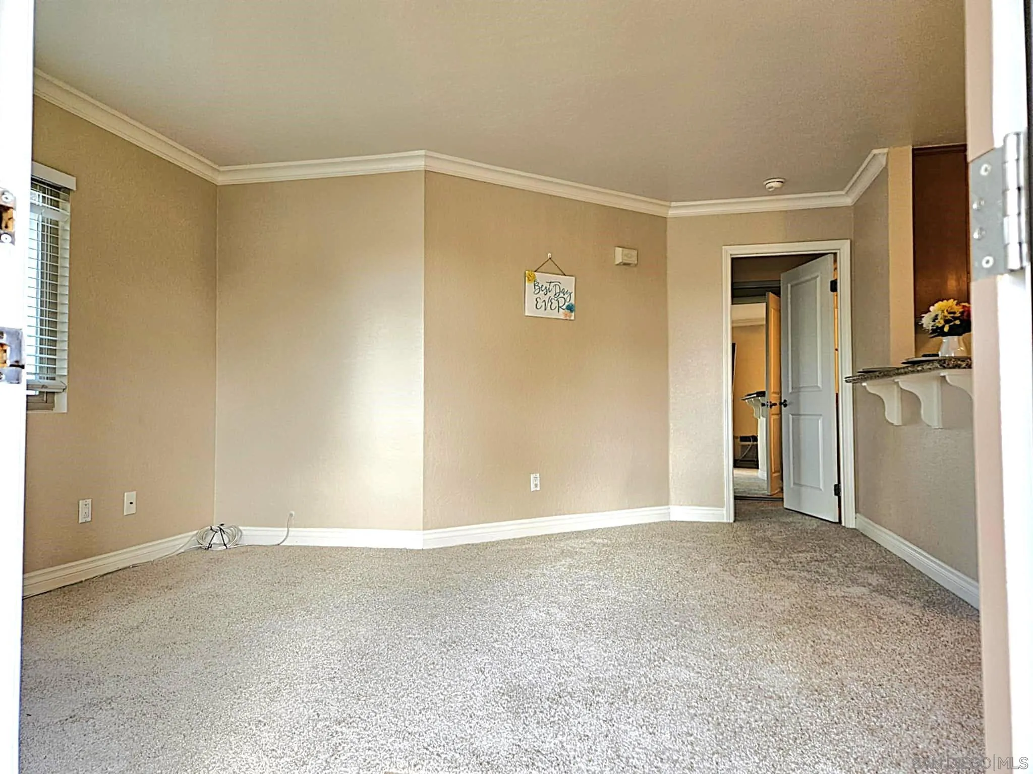 Photo #6: 250025772 Listing 