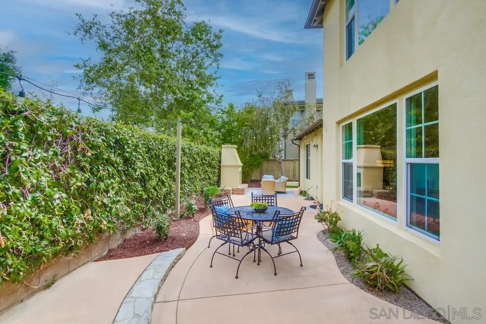 https://cdn.realtyfeed.com/cdn/127/250025773/4a615c3099d83b4c377f1f4a54d70a29.webp
