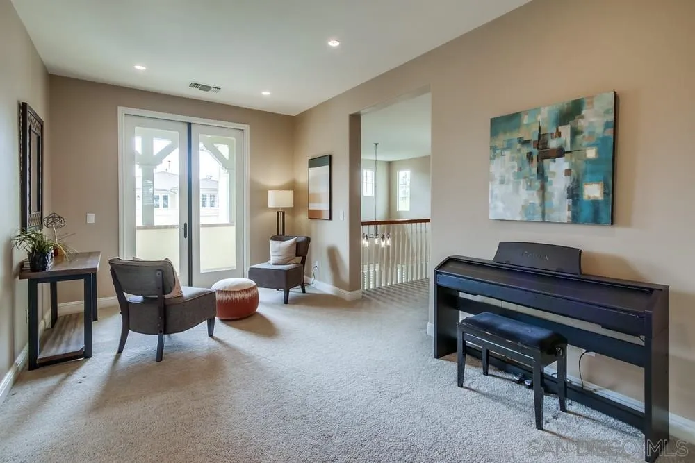 https://cdn.realtyfeed.com/cdn/127/250025773/f1a3dbb4bcf3172cb47c9a8f42032ab4.webp