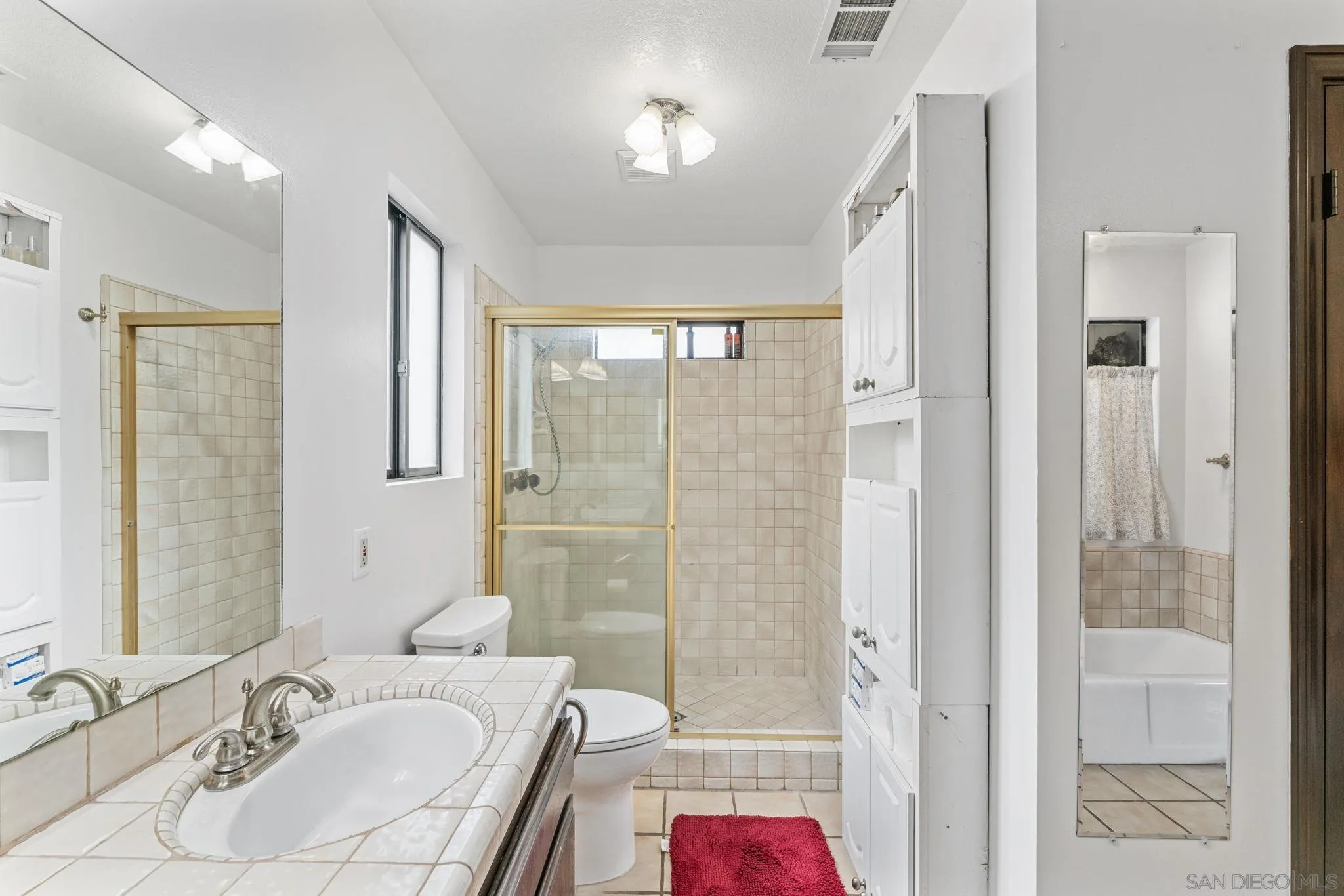 https://cdn.realtyfeed.com/cdn/127/250025783/f82cf65bf06103c91e9db297ef1e5215.webp