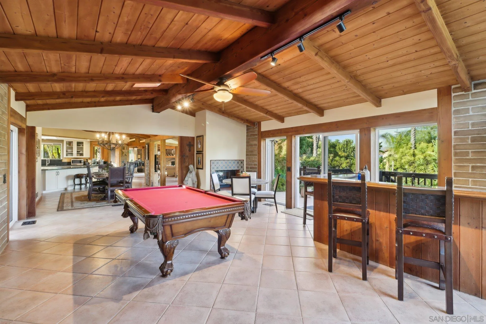 https://cdn.realtyfeed.com/cdn/127/250025786/e70c88c798133ad57e72692004314a77.webp