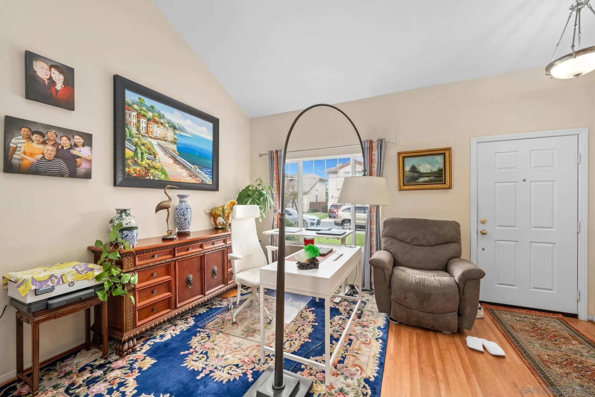 https://cdn.realtyfeed.com/cdn/127/250025845/684a718034a6a6ea11173188762358d6.webp