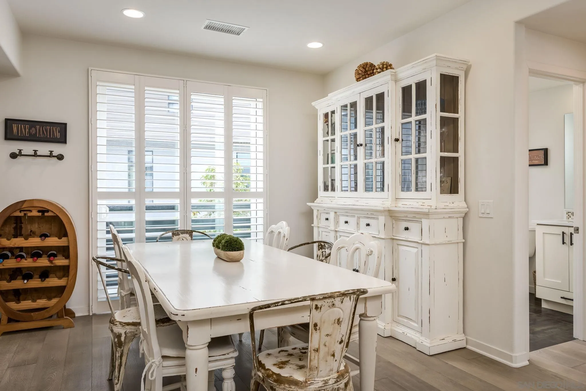 Photo #11: 250025925 Listing: Photo #11