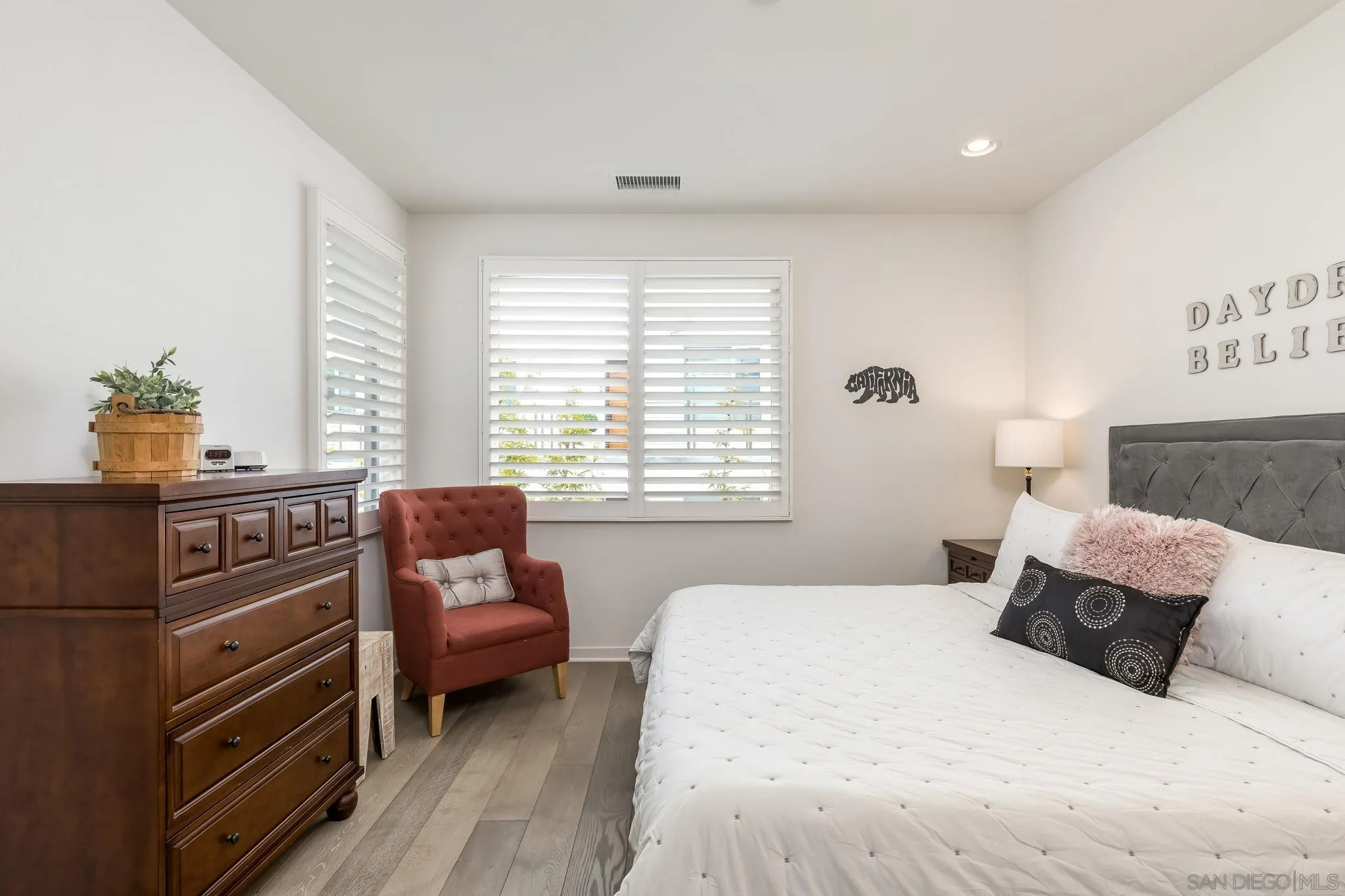 Photo #18: 250025925 Listing: Photo #18