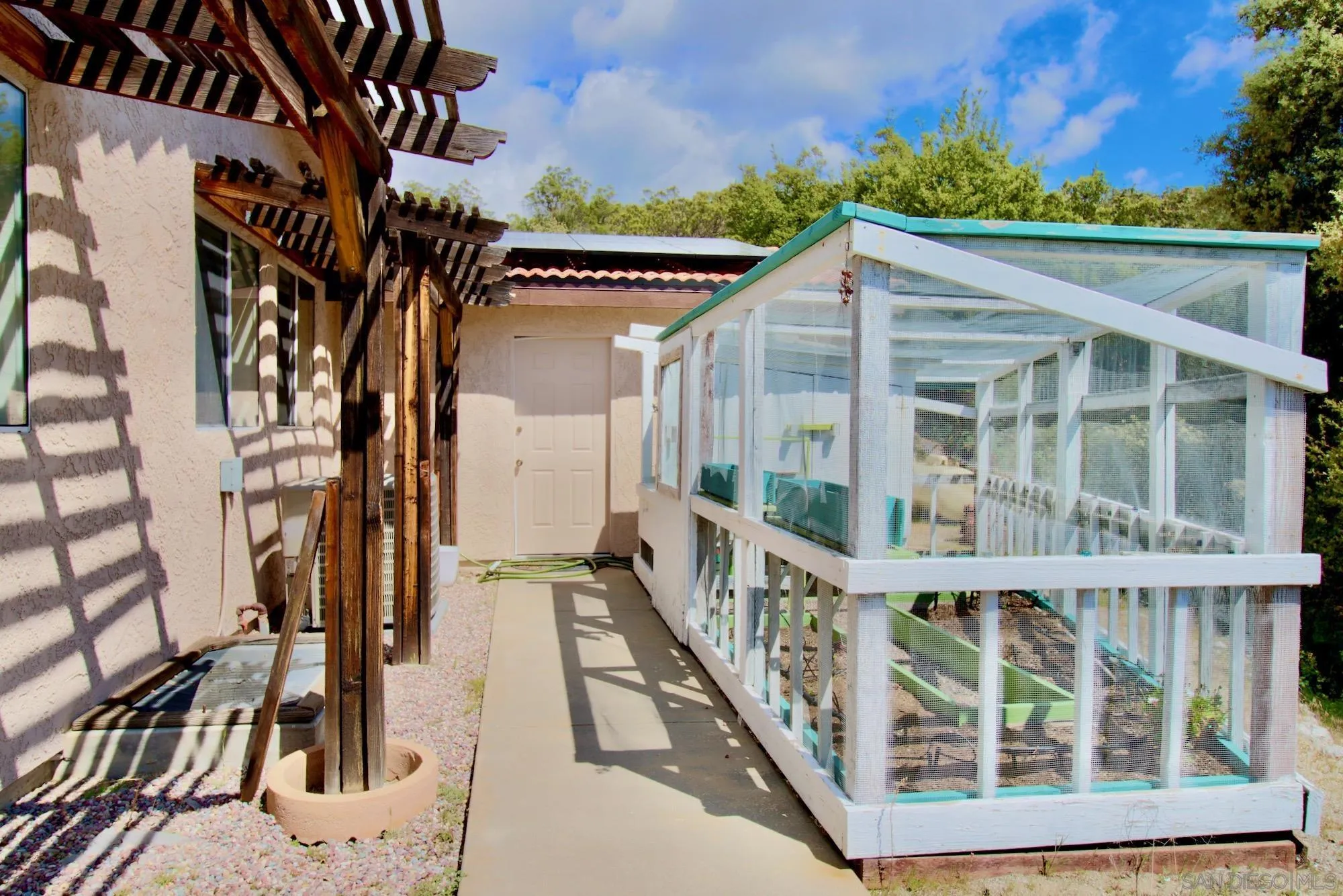 https://cdn.realtyfeed.com/cdn/127/250025929/d2cbc6f0eb451ab31750a4b0cd4d78e5.webp