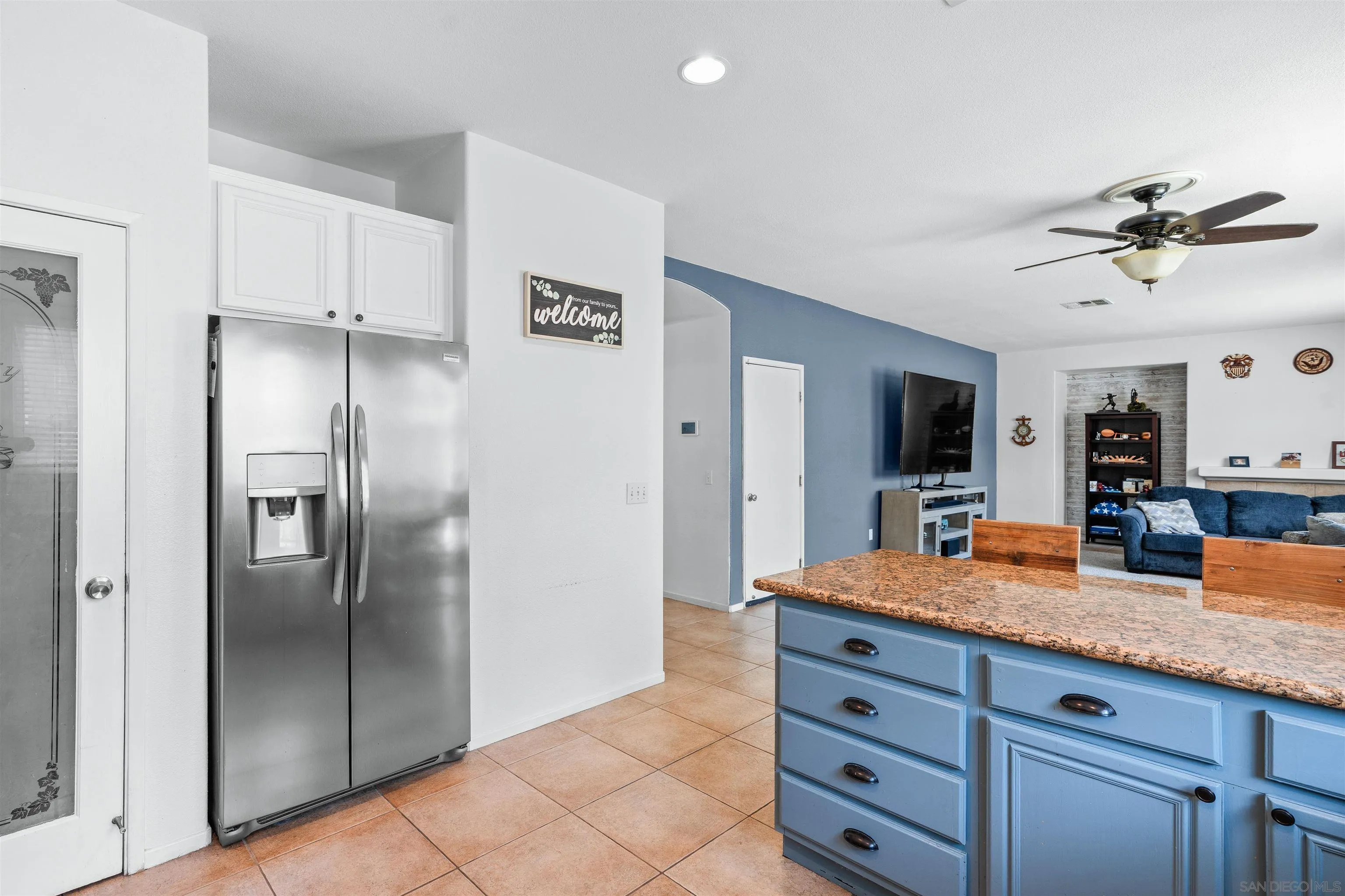 https://cdn.realtyfeed.com/cdn/127/250025939/28ed7c15edb73f855341a991cbea4e66.webp