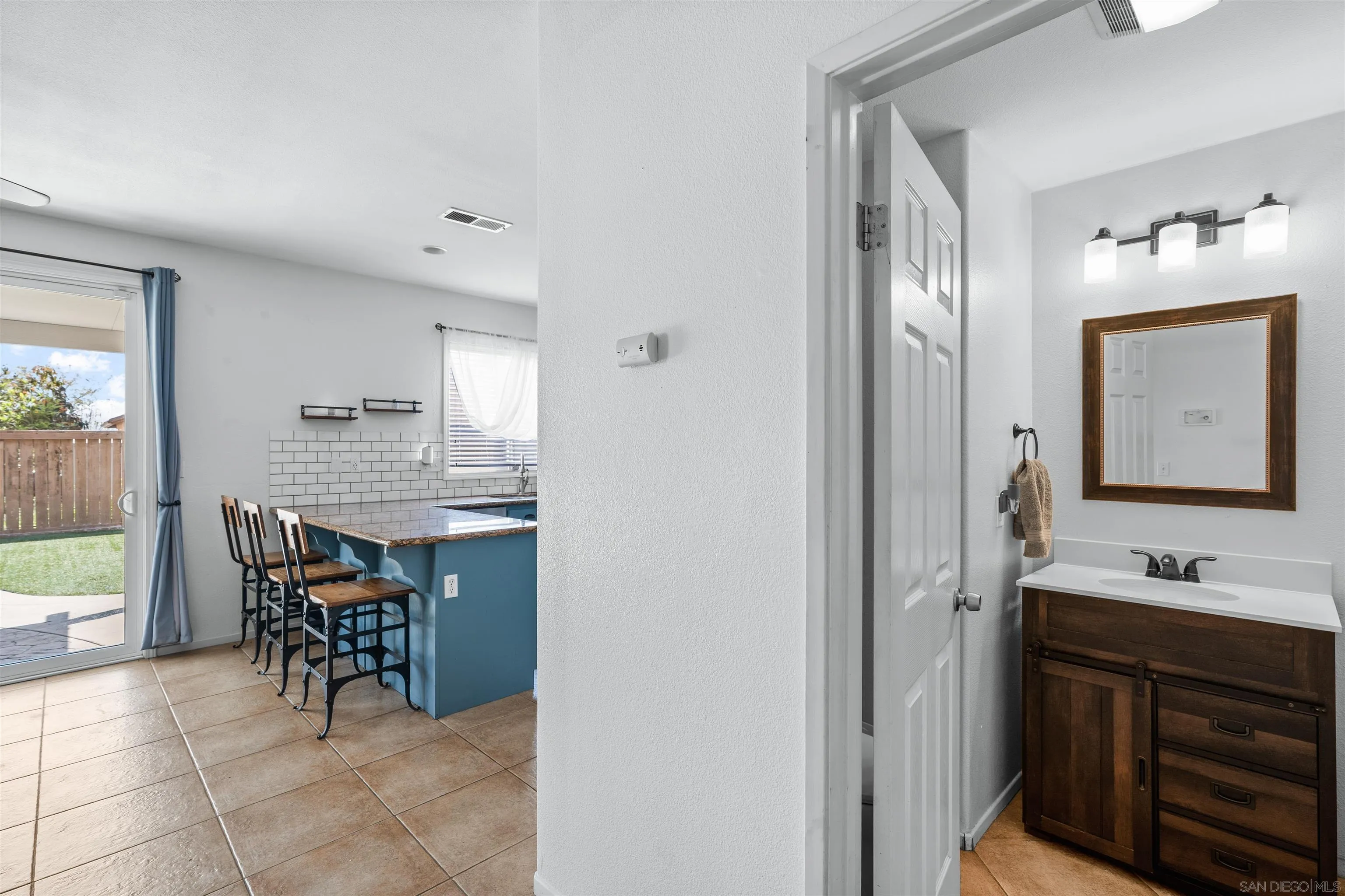 https://cdn.realtyfeed.com/cdn/127/250025939/8bc28e524301293836efa6e4e999f2c9.webp