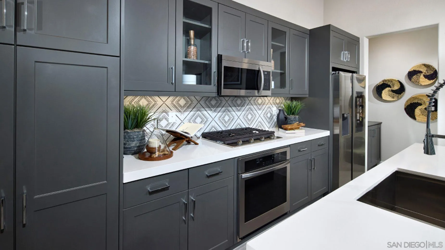 Photo #6: 250025943 Listing 