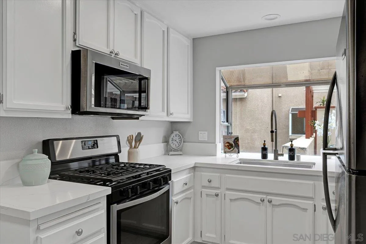Photo #6: 250025950 Listing 