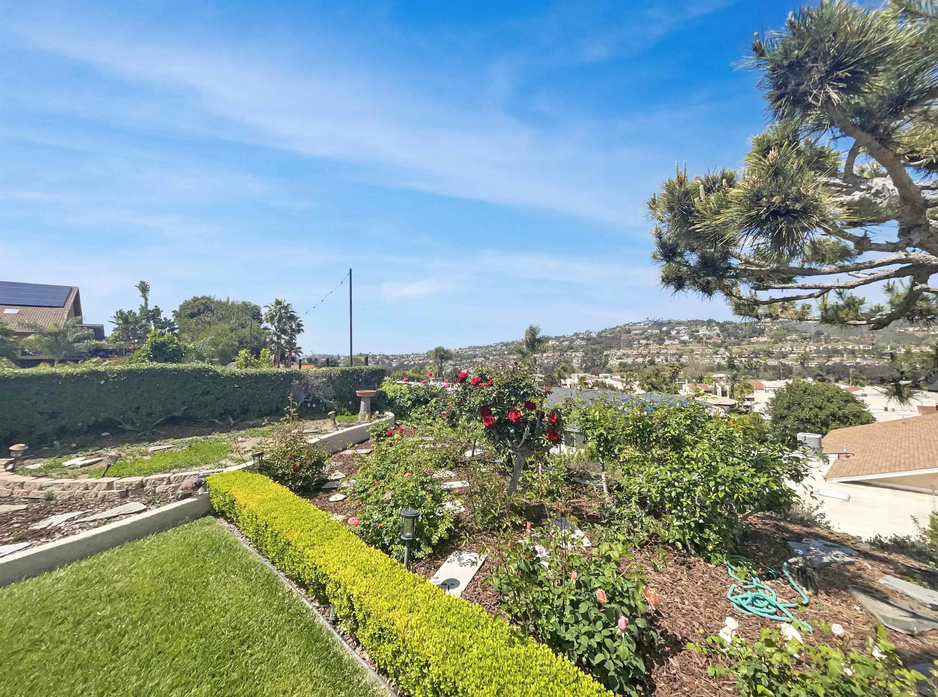 https://cdn.realtyfeed.com/cdn/127/250025958/d0332b5a09d26e67d56a42b81263297c.webp