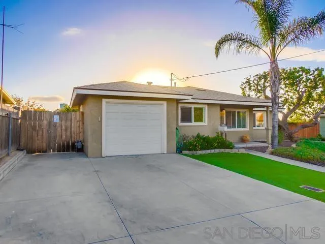 https://cdn.realtyfeed.com/cdn/127/250025965/f580c5f61663cdff5e786d5ae44346fa.webp