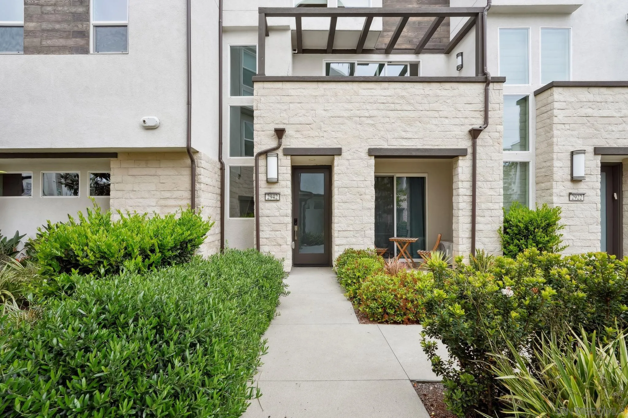 Photo #3: 250025967 Listing 