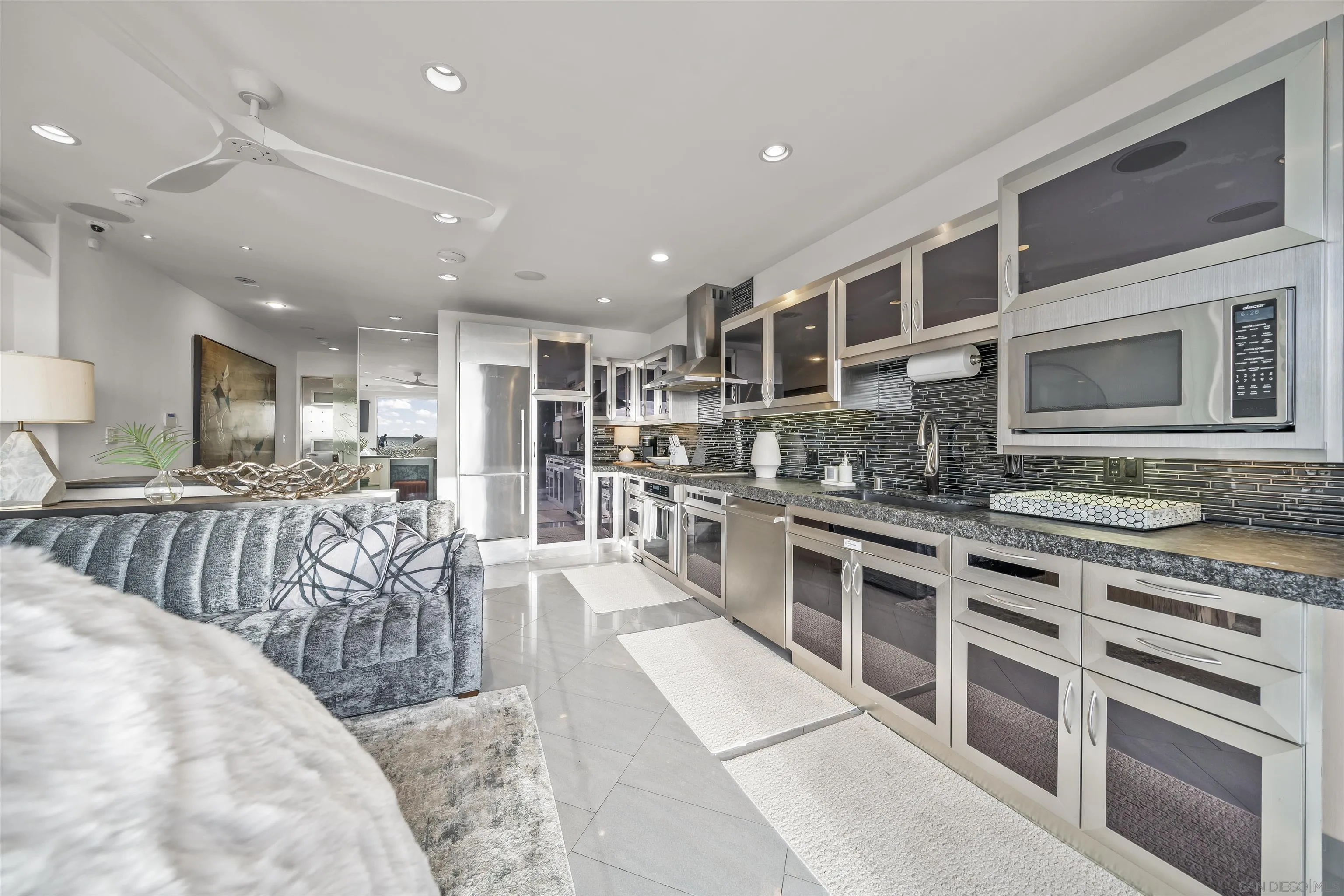Photo #6: 250025968 Listing 