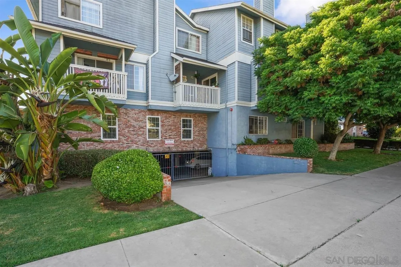 https://cdn.realtyfeed.com/cdn/127/250025983/10001534694ed968c911350d405fbab8.webp