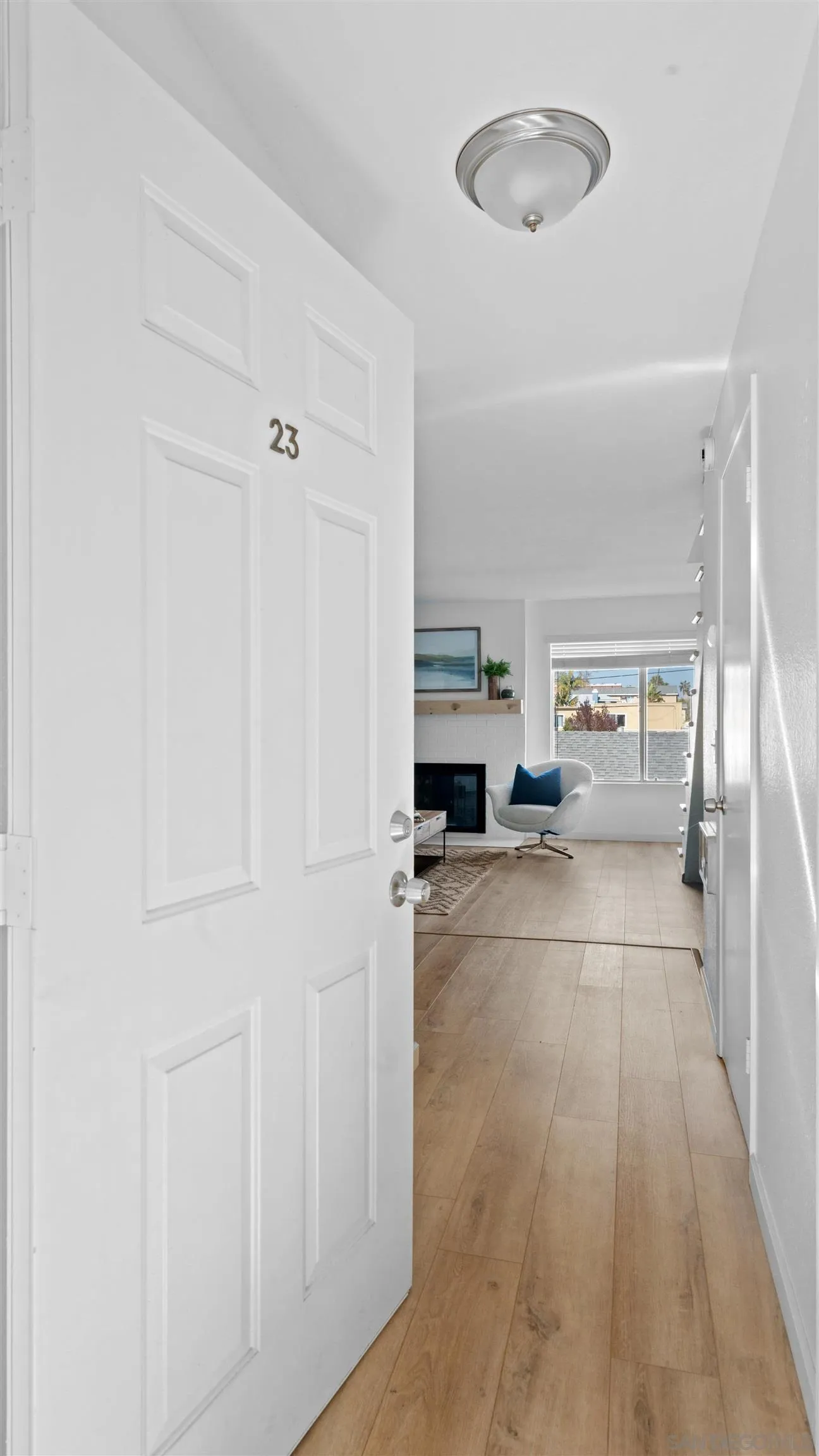 https://cdn.realtyfeed.com/cdn/127/250025983/3d569dfff1b5c6114161231ea2689d57.webp