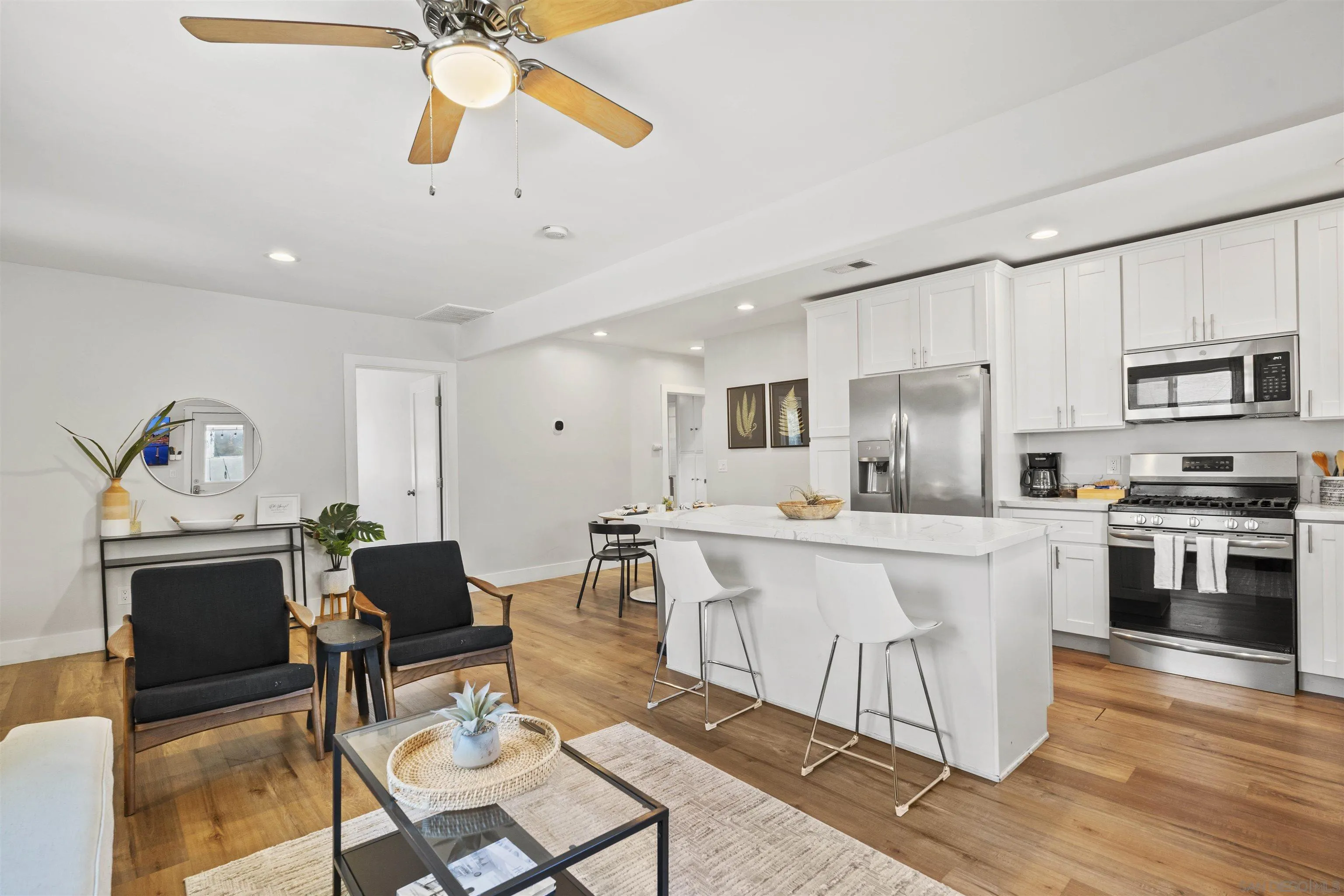 https://cdn.realtyfeed.com/cdn/127/250026026/e25456336cc17669e840b242e7804a7b.webp