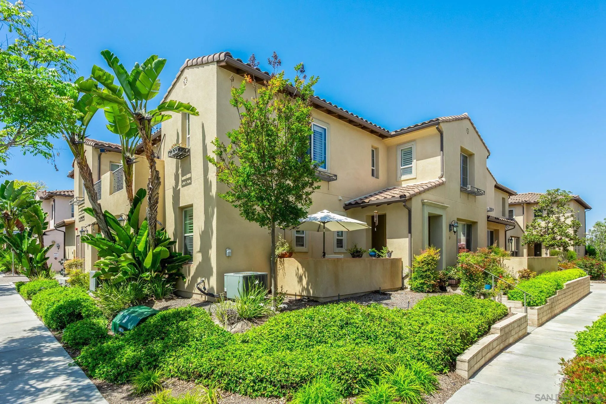 Photo #2: 250026048 Listing 