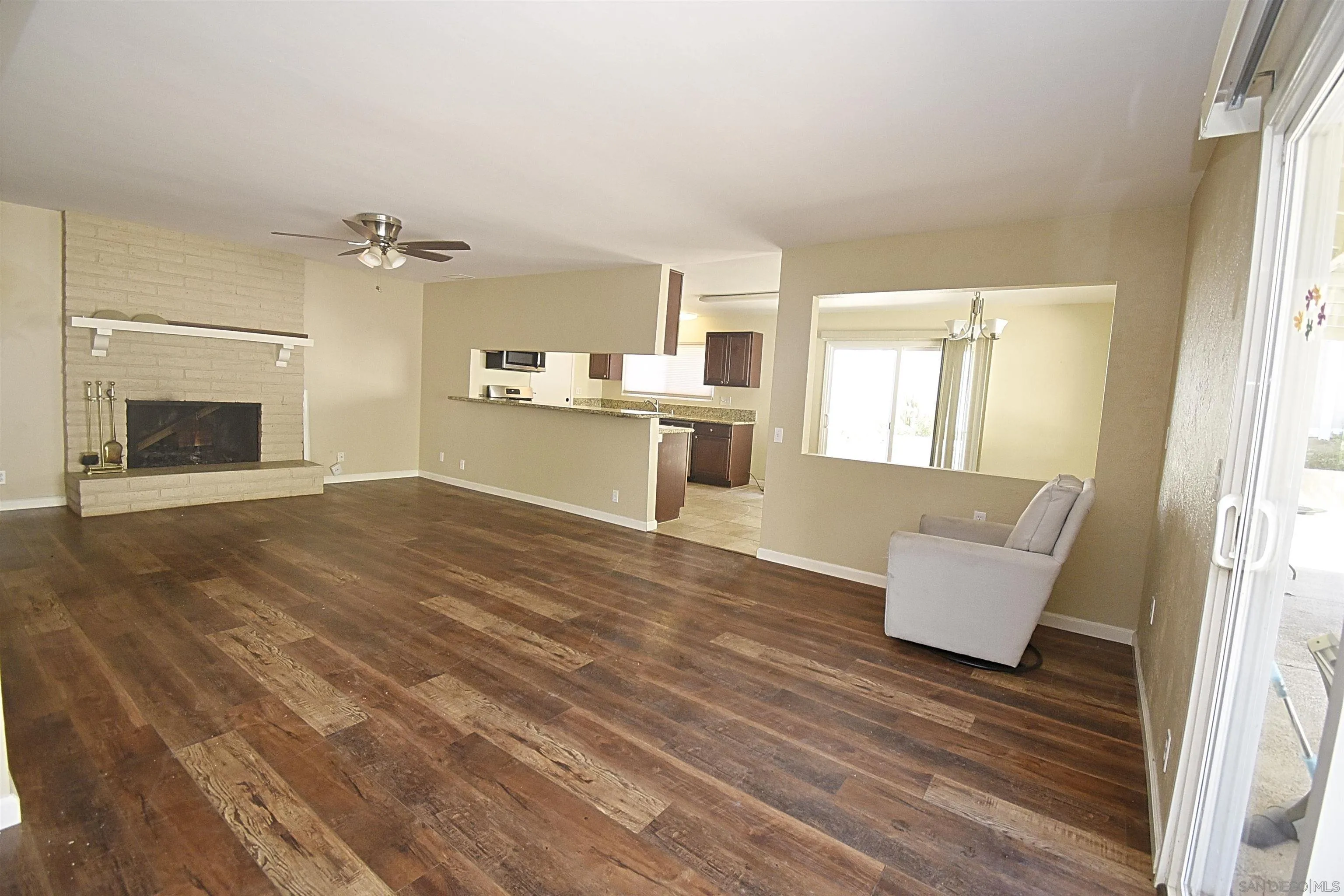 https://cdn.realtyfeed.com/cdn/127/250026056/35a6d90fc88880f0c0f3f9d3e1e5c231.webp