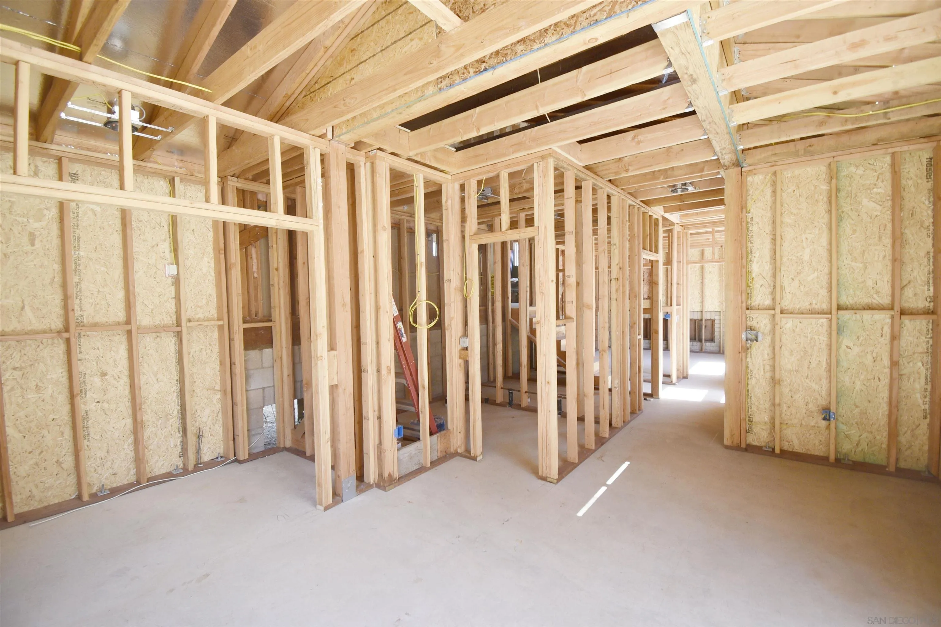 https://cdn.realtyfeed.com/cdn/127/250026056/a569818342efcfaf49be07f37a54f2c2.webp