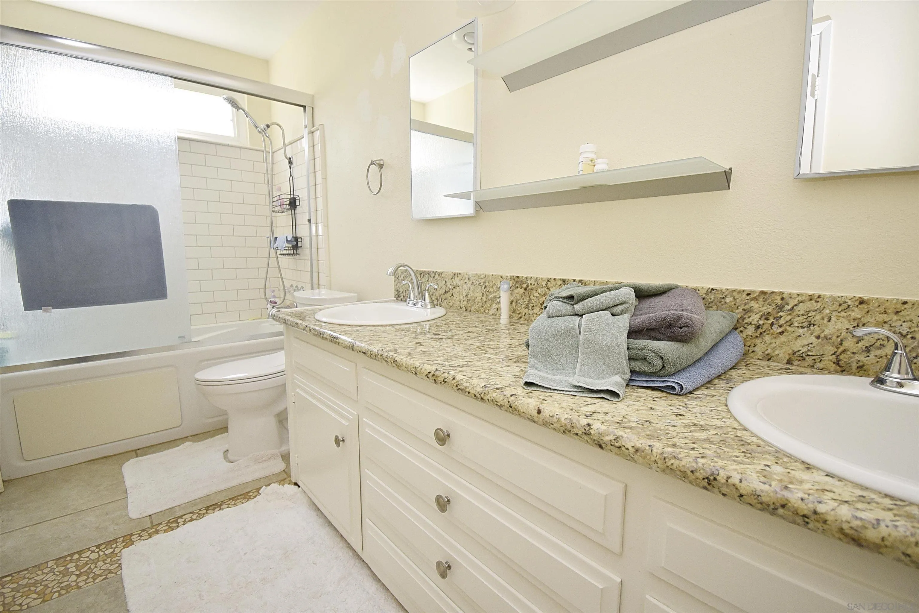 https://cdn.realtyfeed.com/cdn/127/250026056/f3850c425c40f5f6596ecea6883ec858.webp