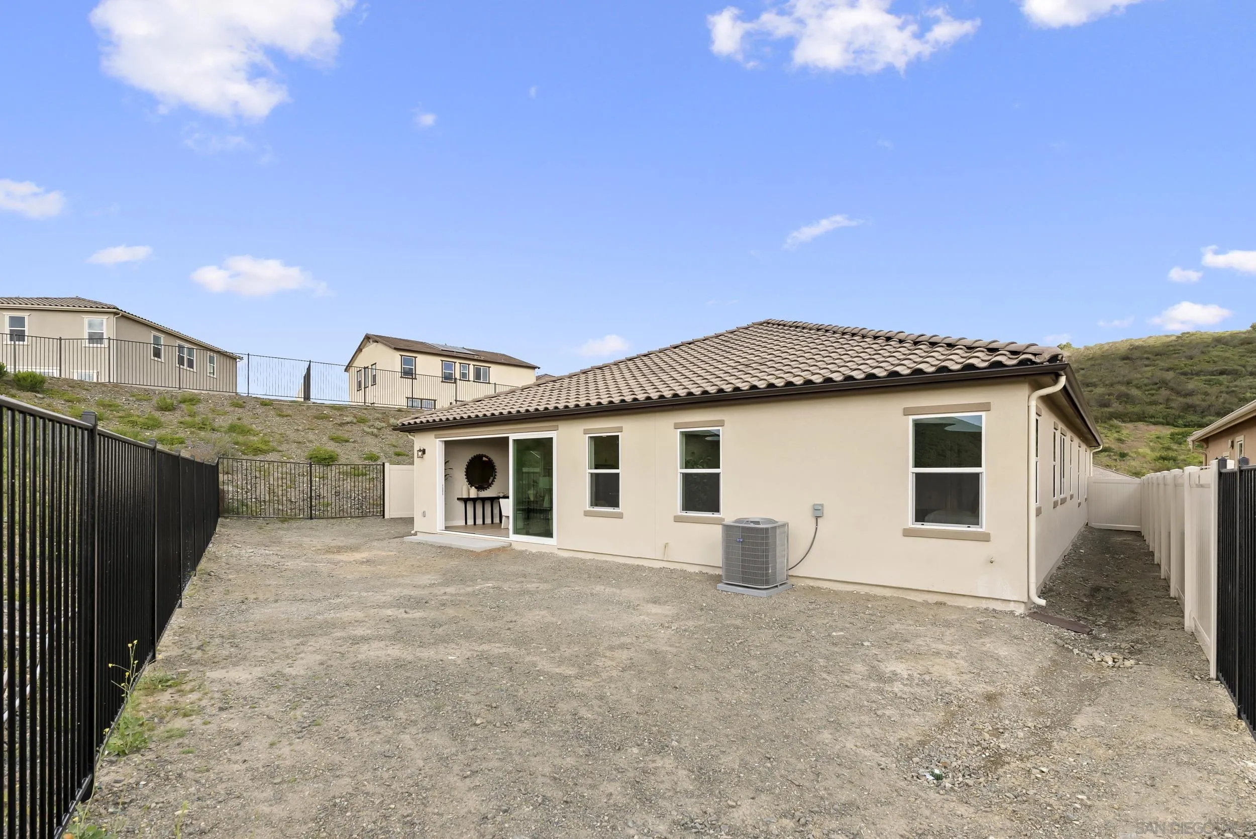https://cdn.realtyfeed.com/cdn/127/250026060/6b7e3c783cfee5dbf7cd2c52c6e98a82.webp